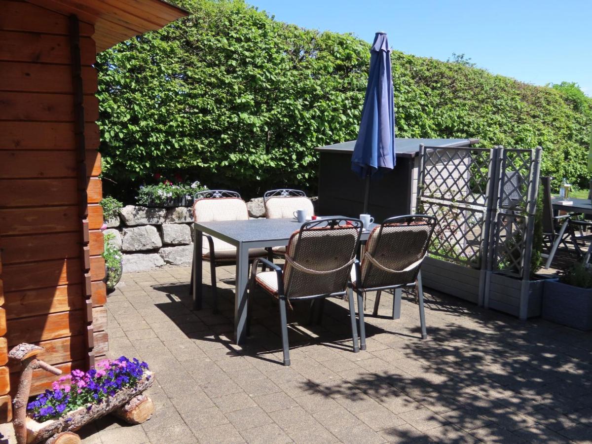 Apartment with Terrace photo 3