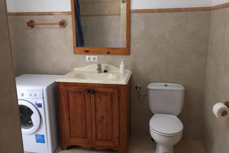 One-Bedroom House photo 3