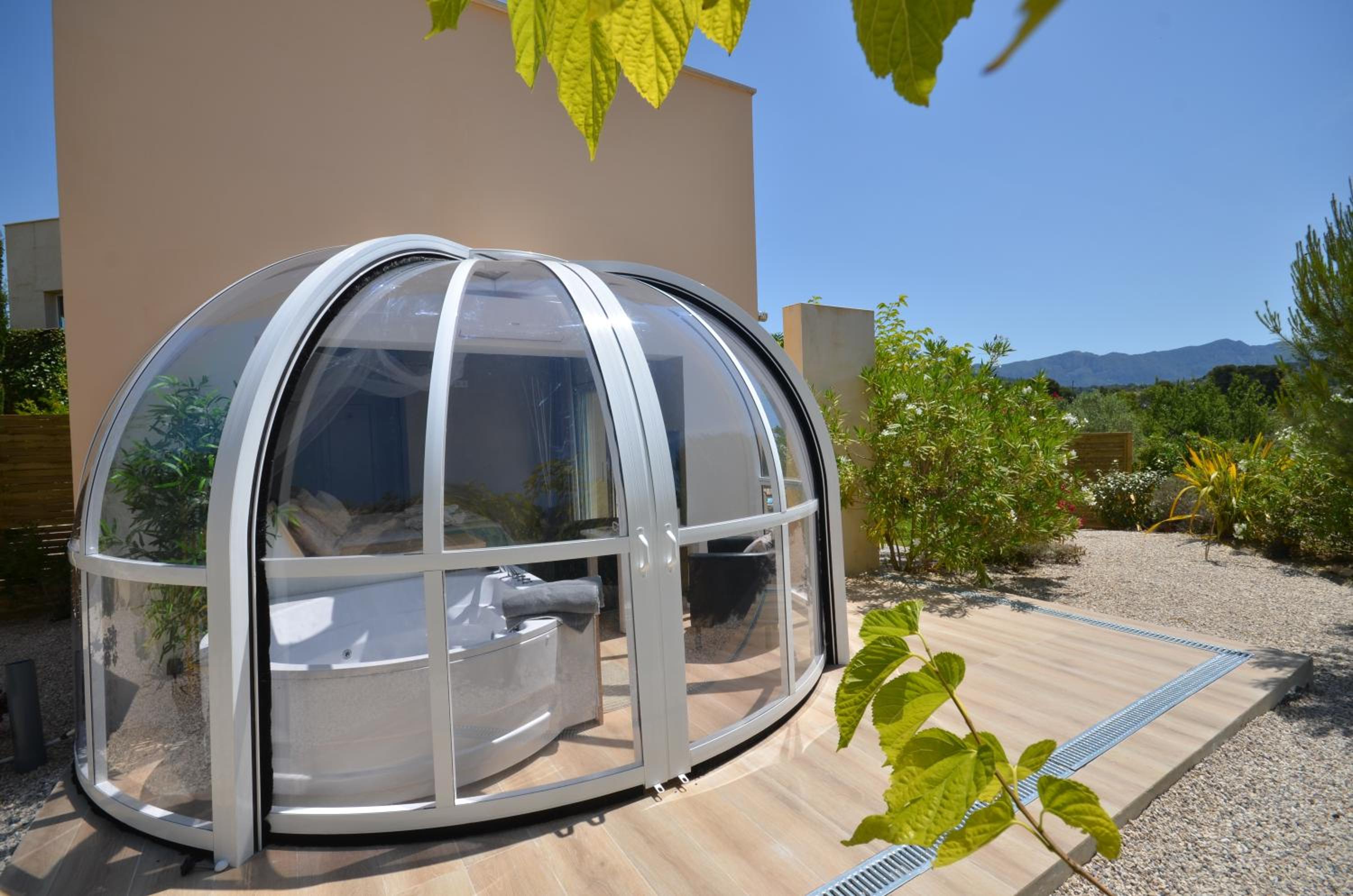 Junior Suite with Garden View