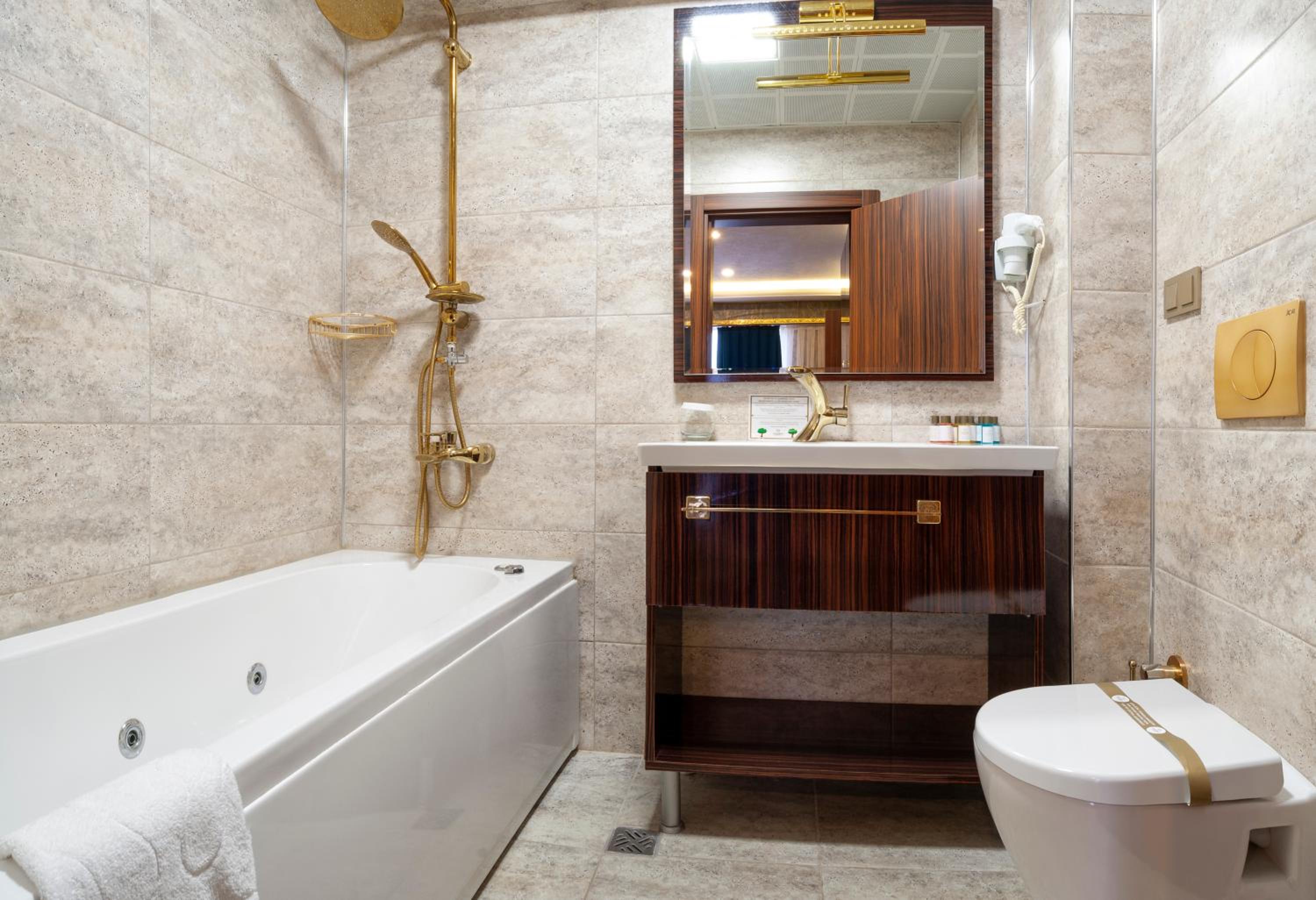 Suite with Terrace photo 2
