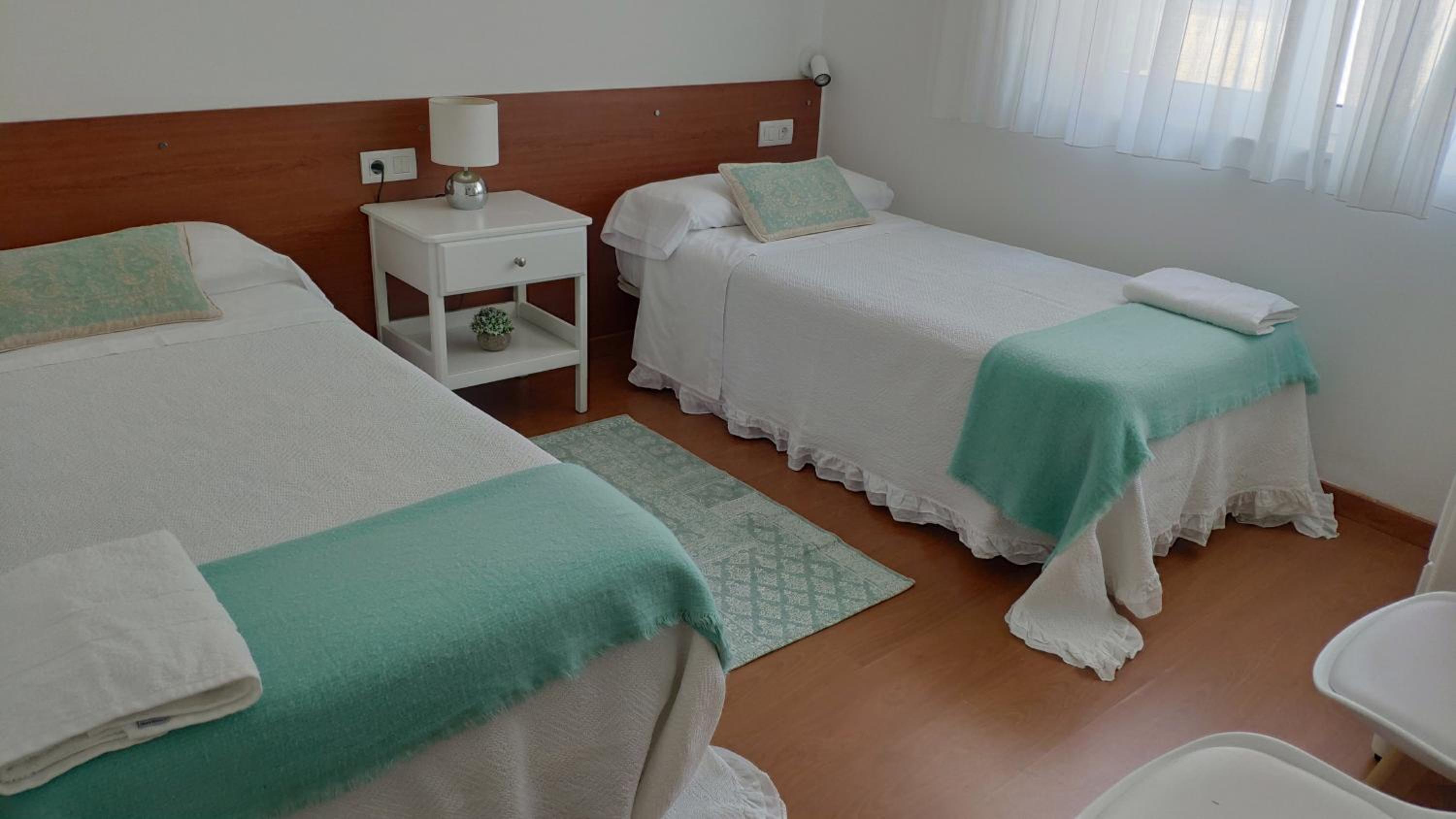 Habitación Doble con Baño Privado