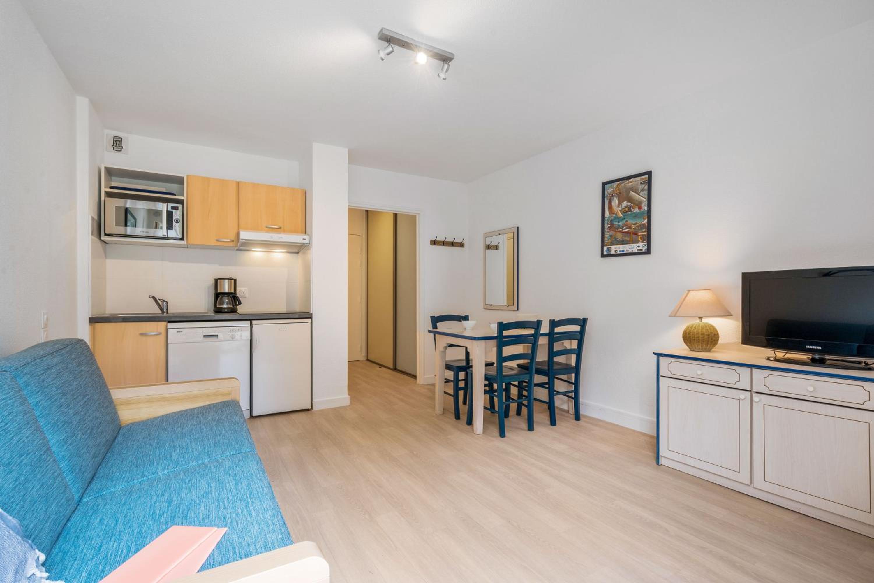 Studio with Terrace or Balcony (2 People)