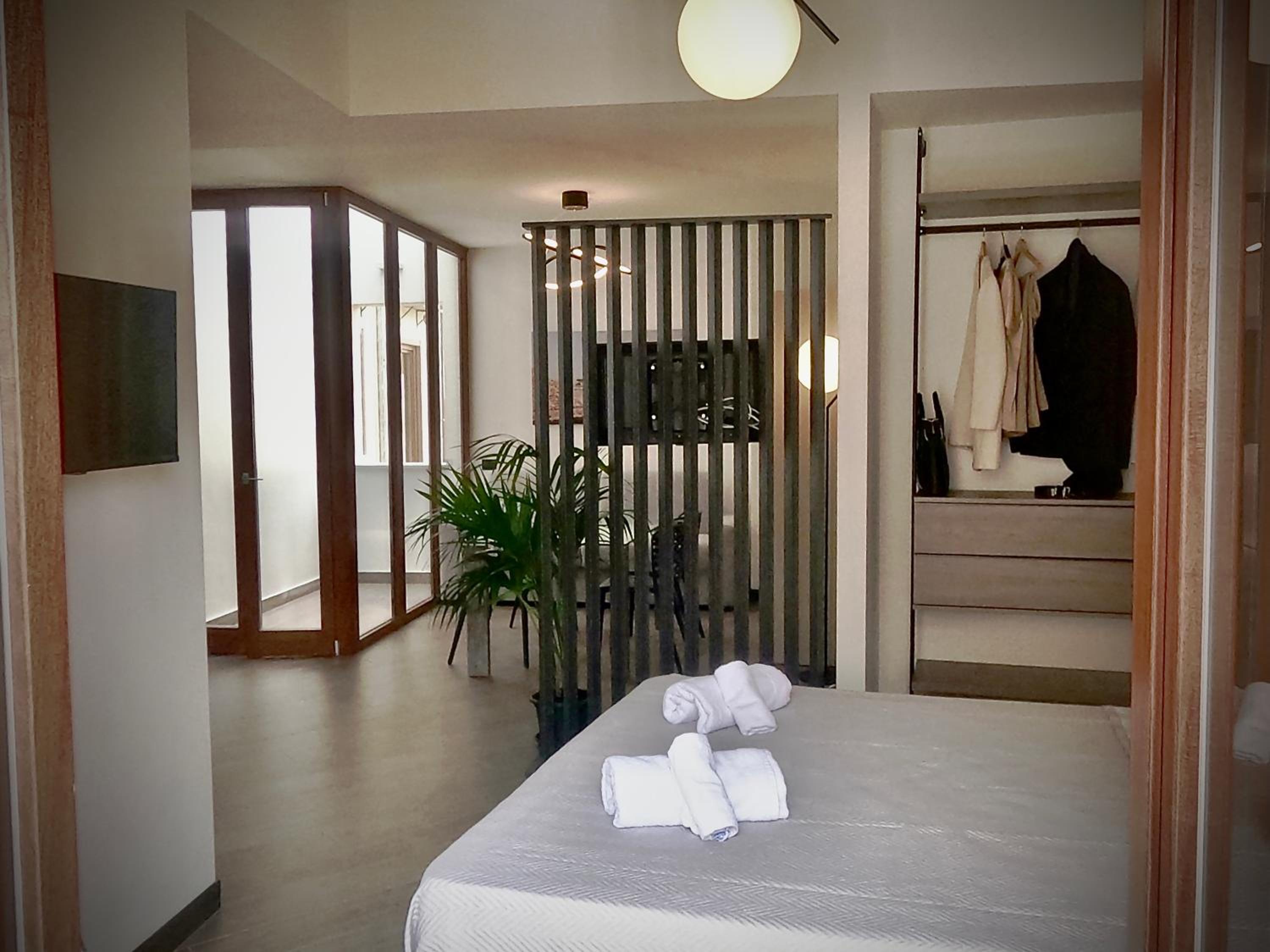 Studio Apartment