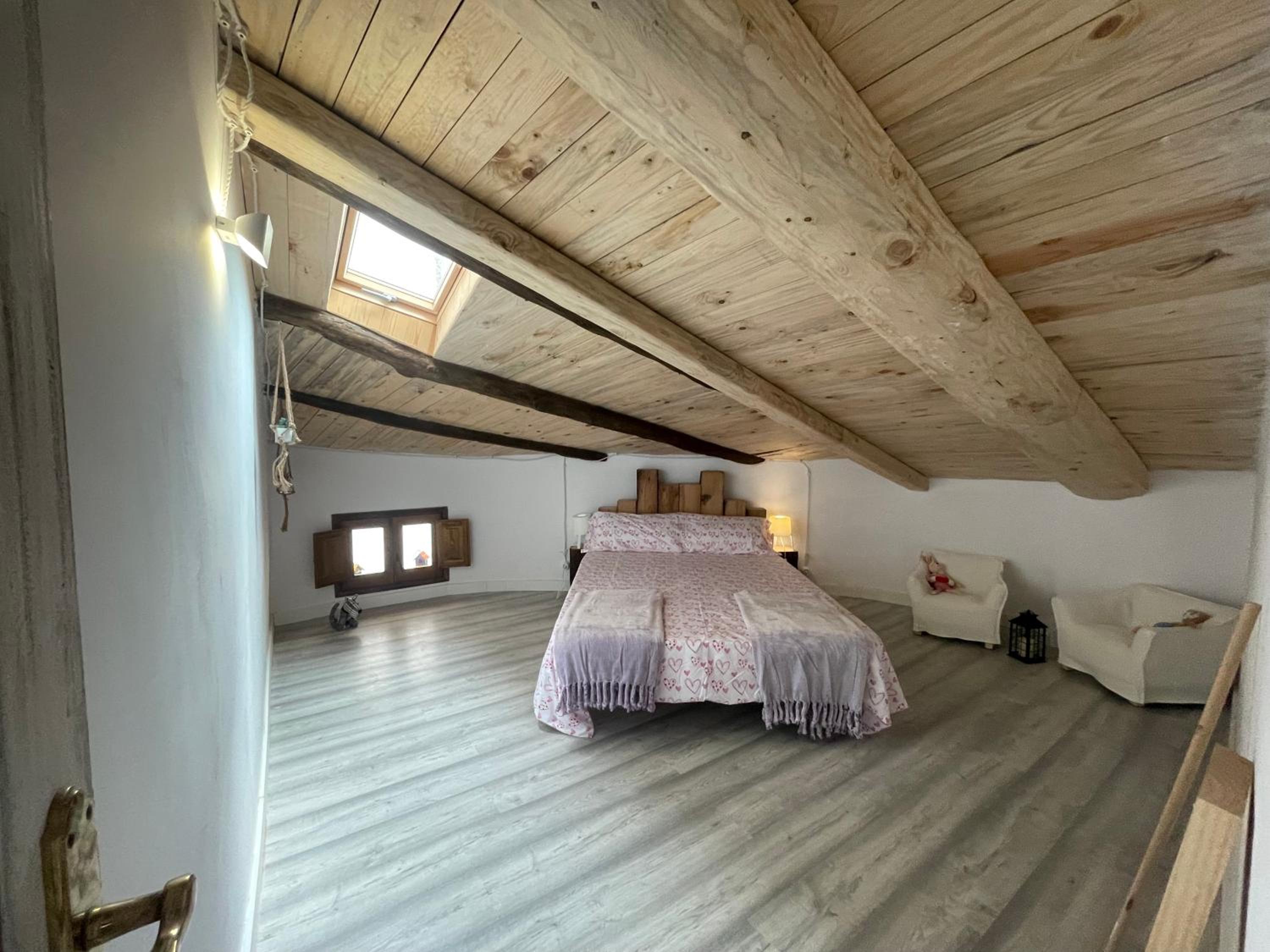 Two-Bedroom Apartment - Photo 18