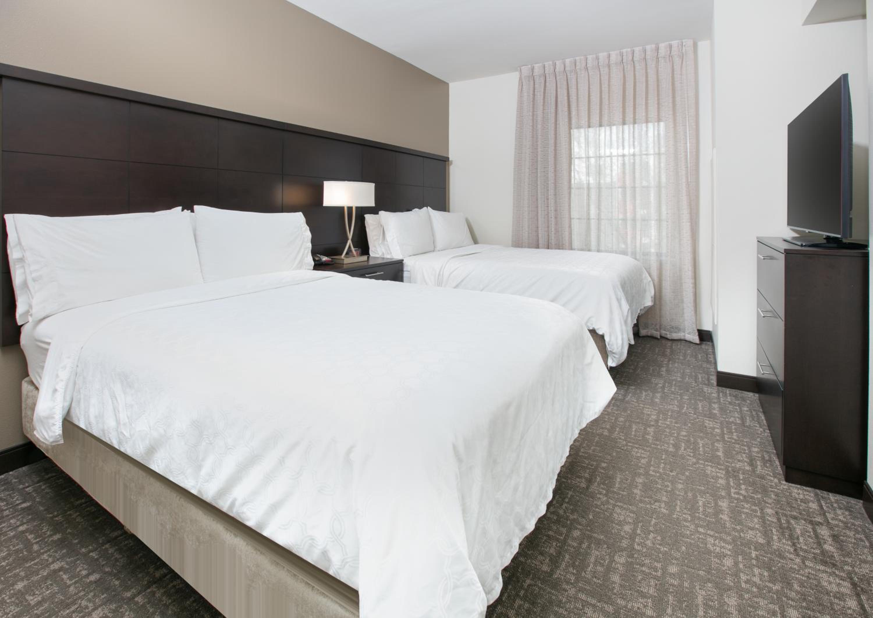 One-Bedroom Double Suite with Mobility Accessible Tub - Non-Smoking - Photo 1