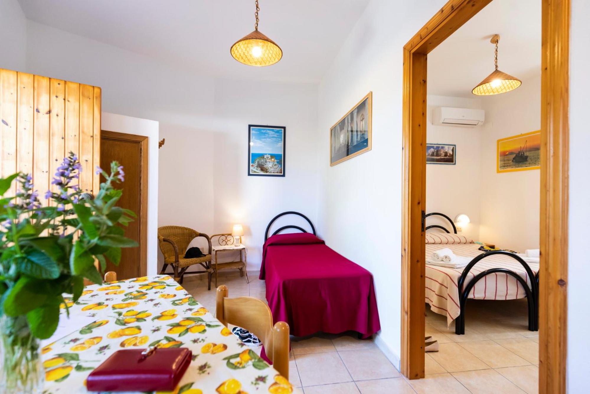  One-Bedroom Apartment with Garden View photo 1