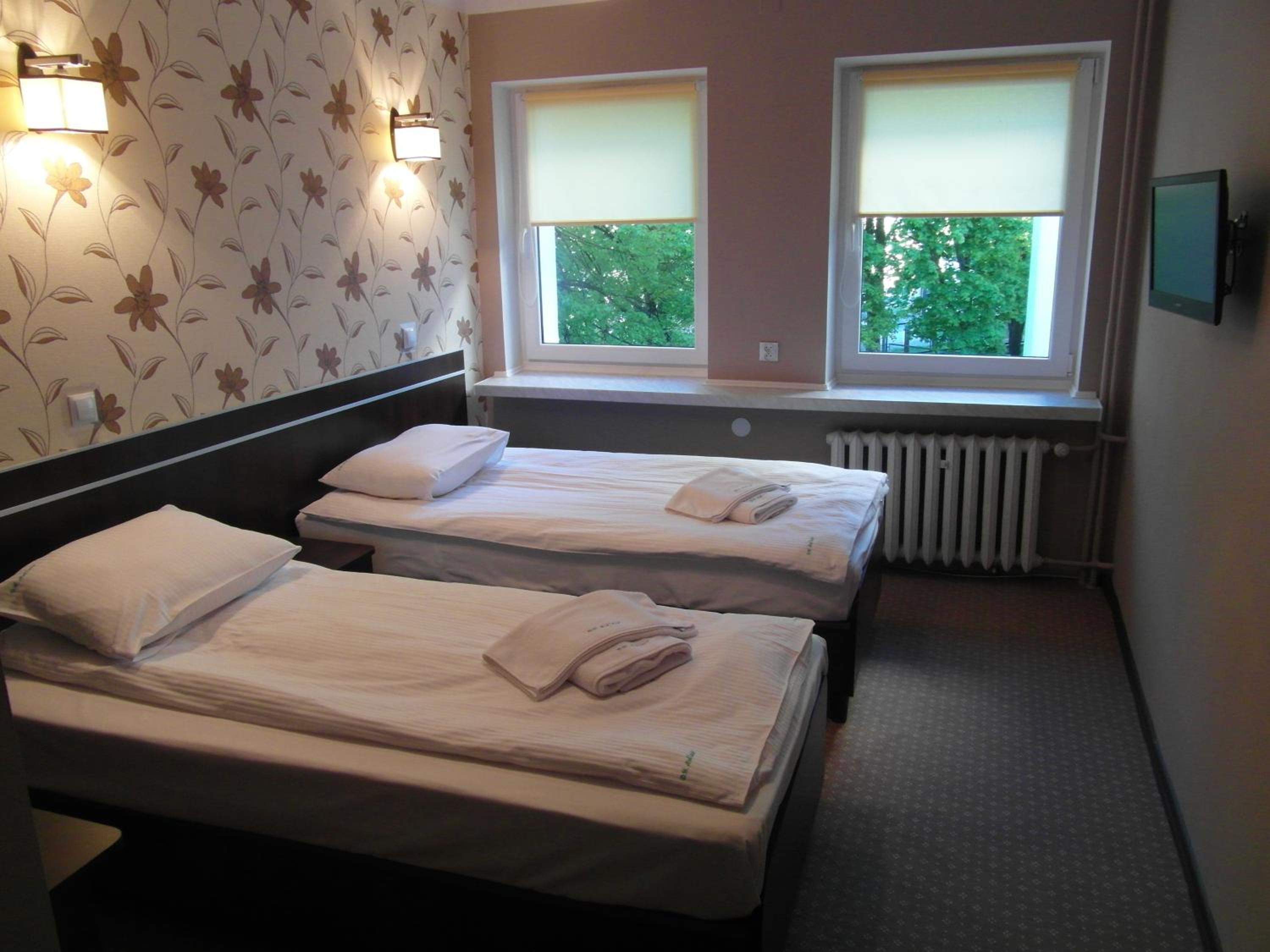 Twin Room - Photo 1