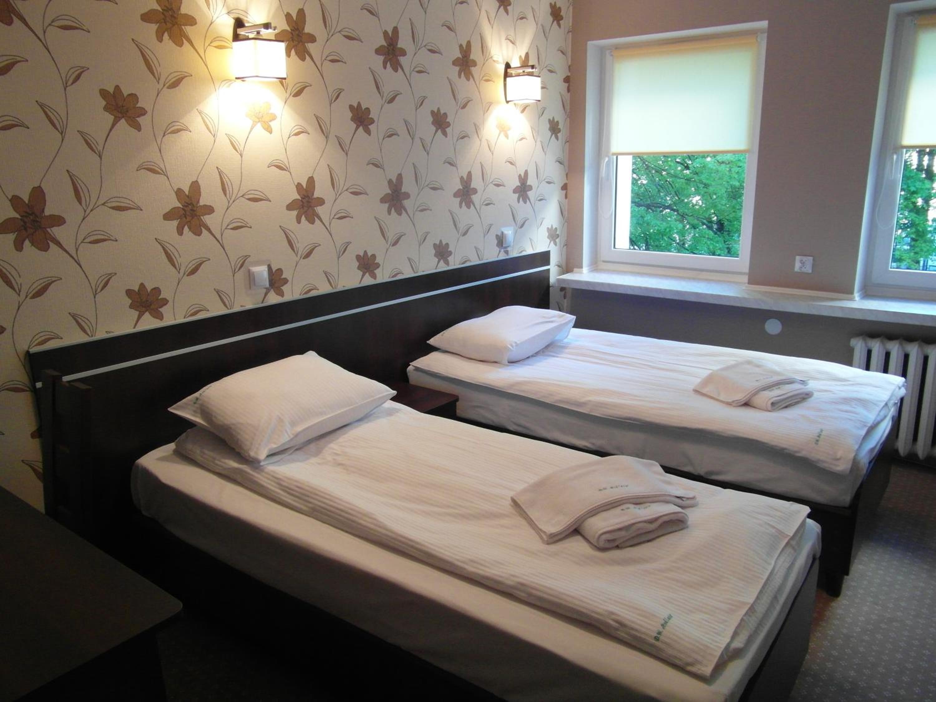 Twin Room - Photo 14