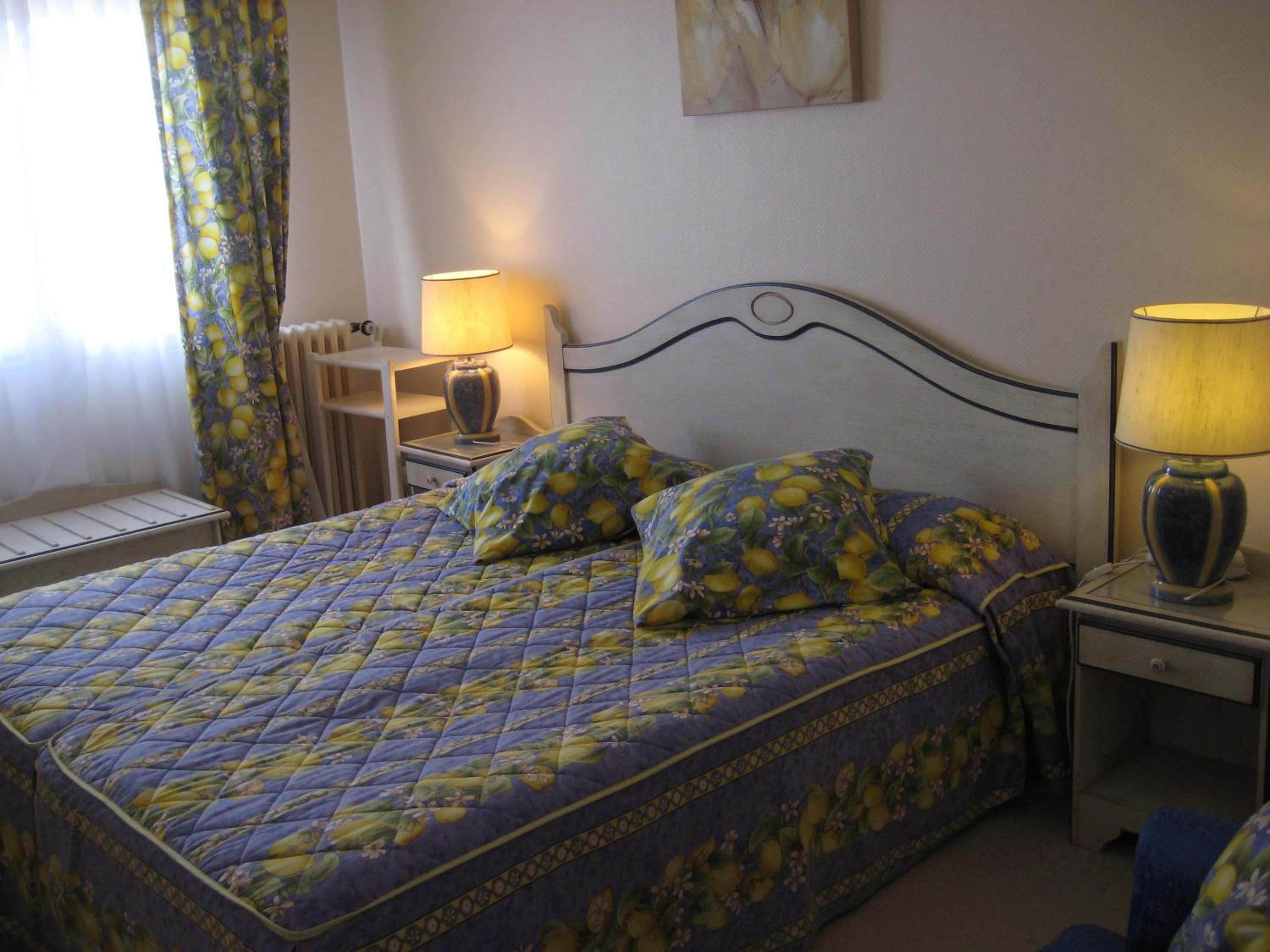 Double Room - Photo 3