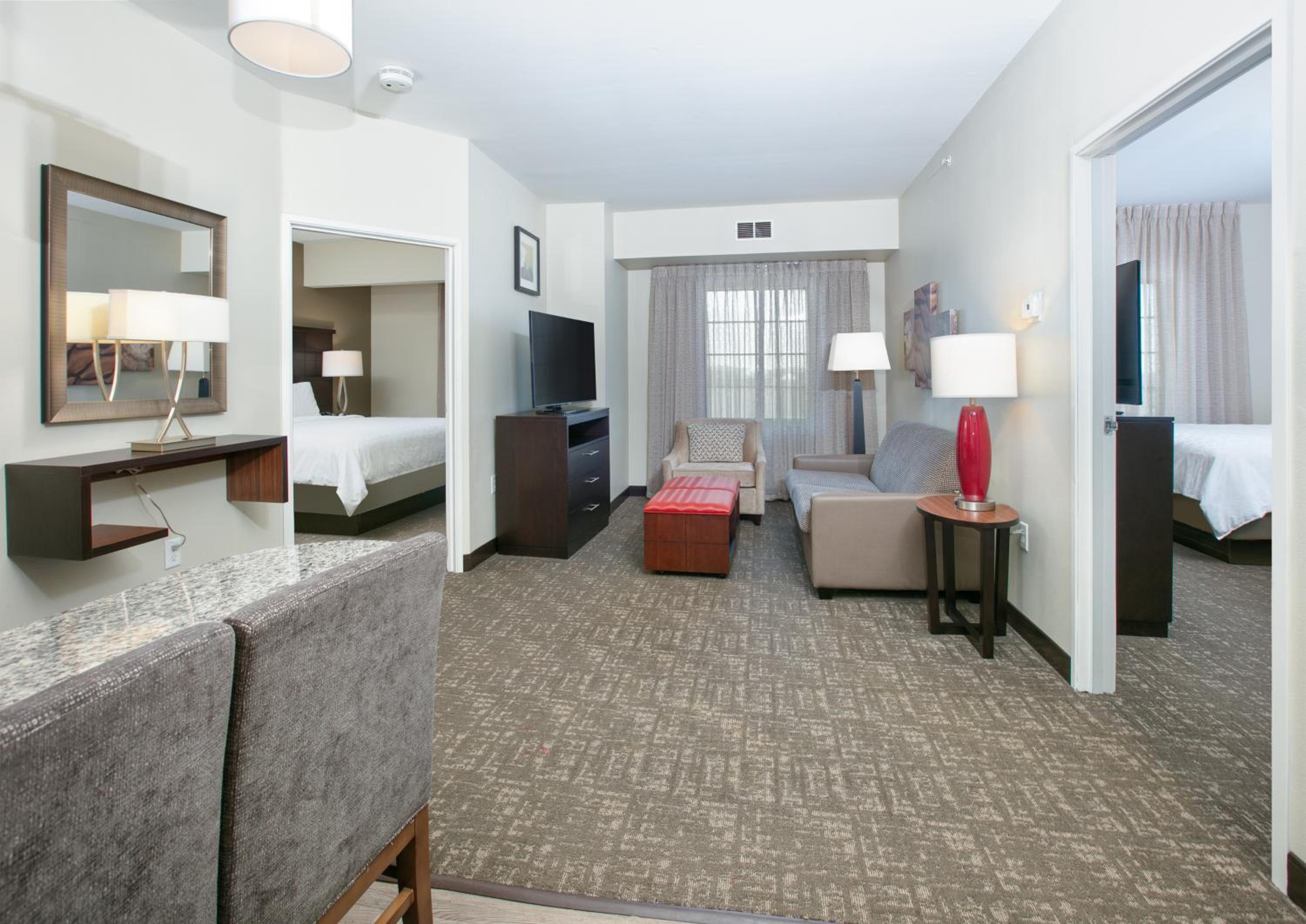 Two-Bedroom Suite with One Queen and Two Double Beds - Non-Smoking - Photo 1