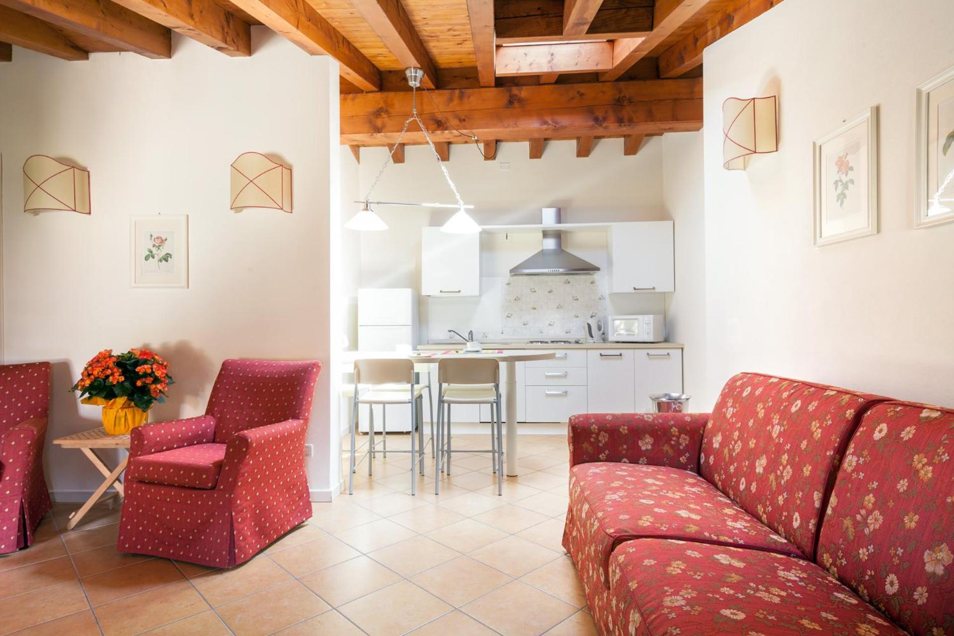 Two-Bedroom Apartment (4 Adults) - Photo 4