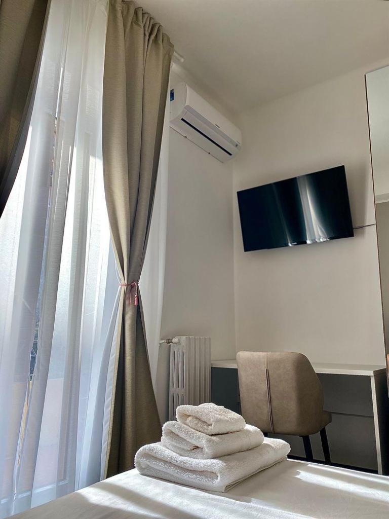 Double Room with Private Bathroom photo 3