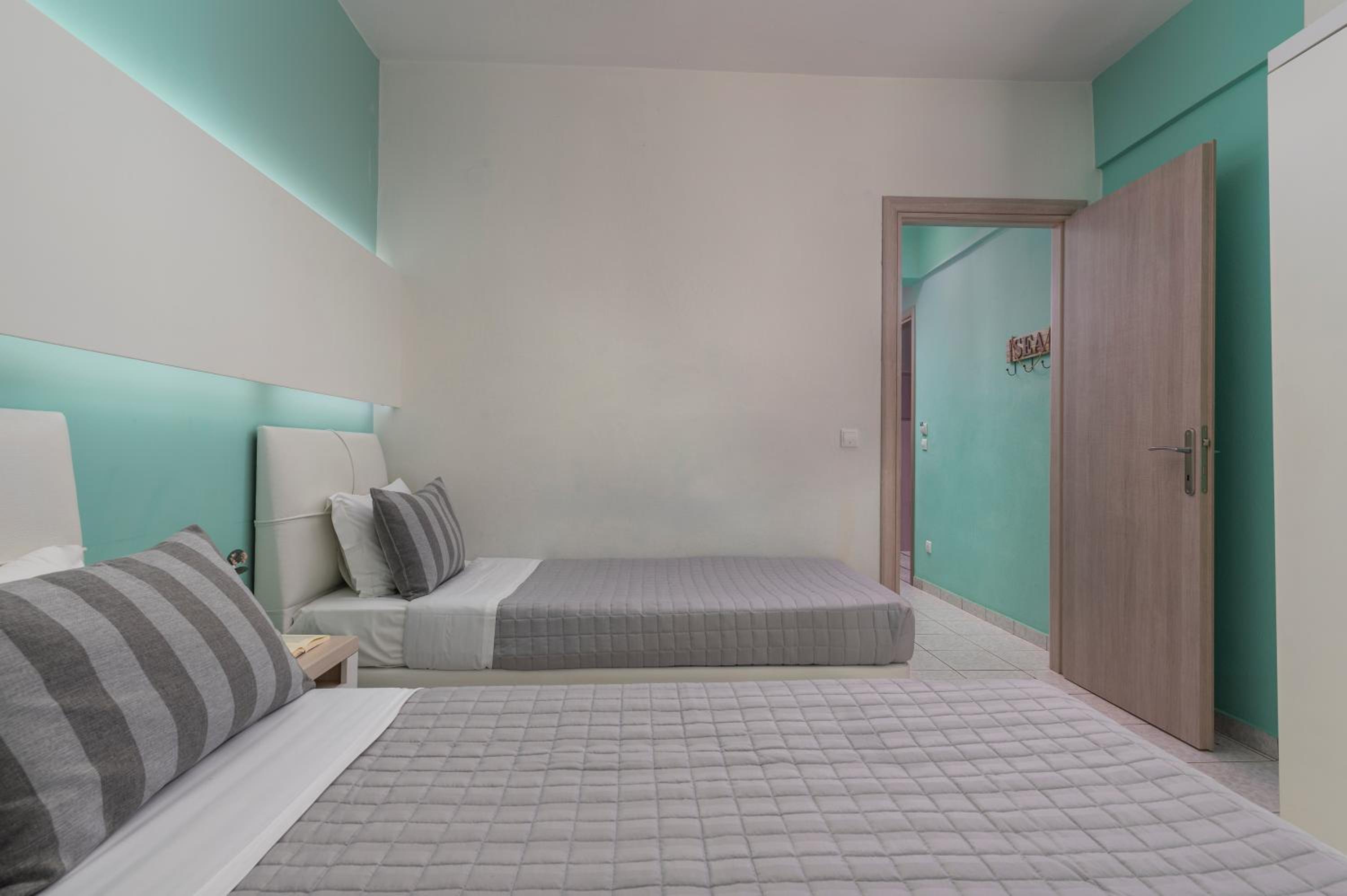 Deluxe Triple Room - Photo 5