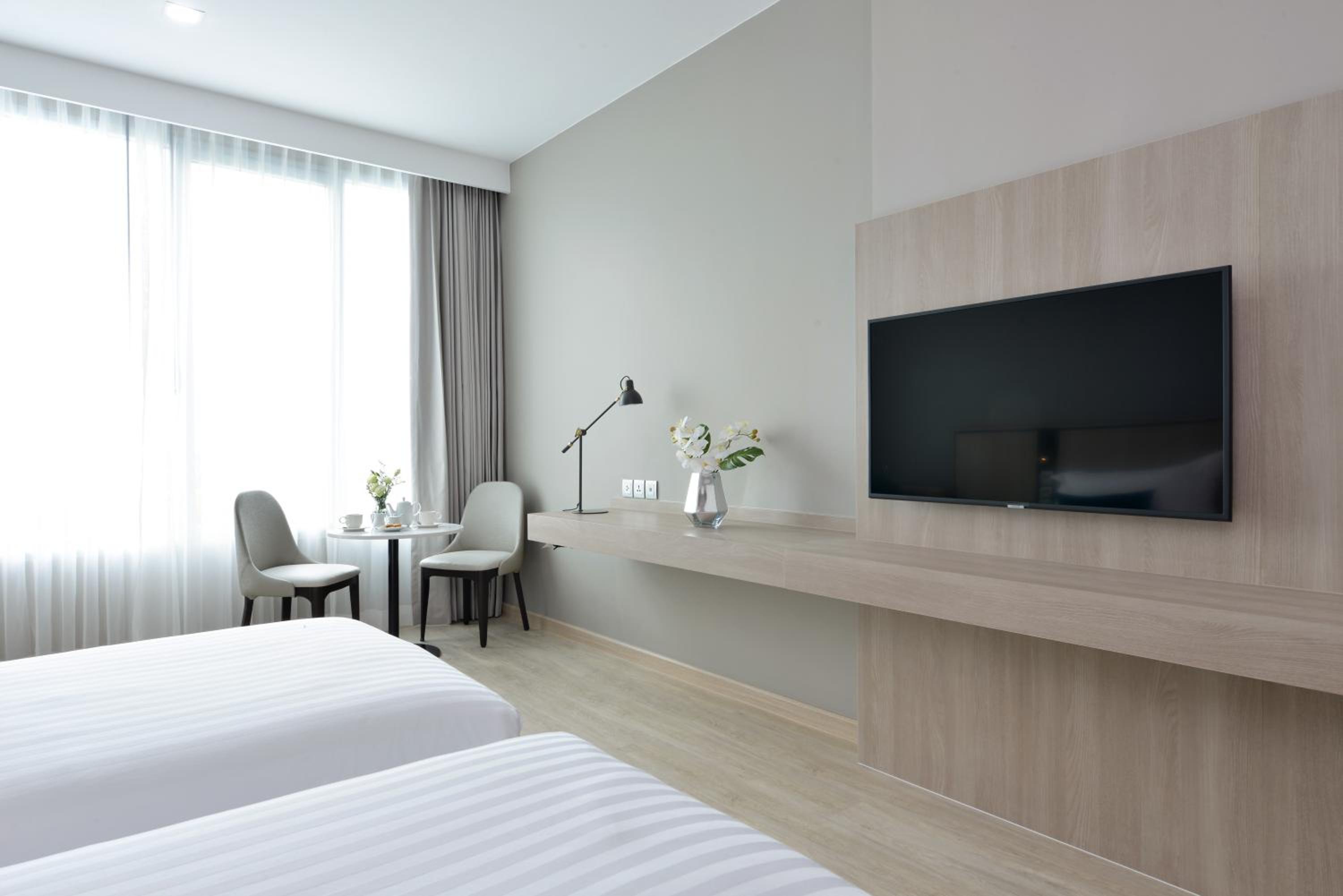 Deluxe Twin Room 2 Pax - Photo 15