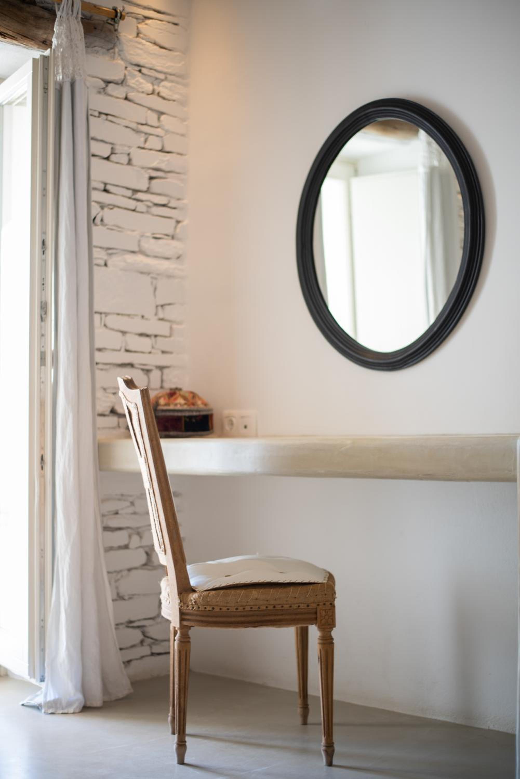 Junior Suite with Partial Sea View - Photo 6