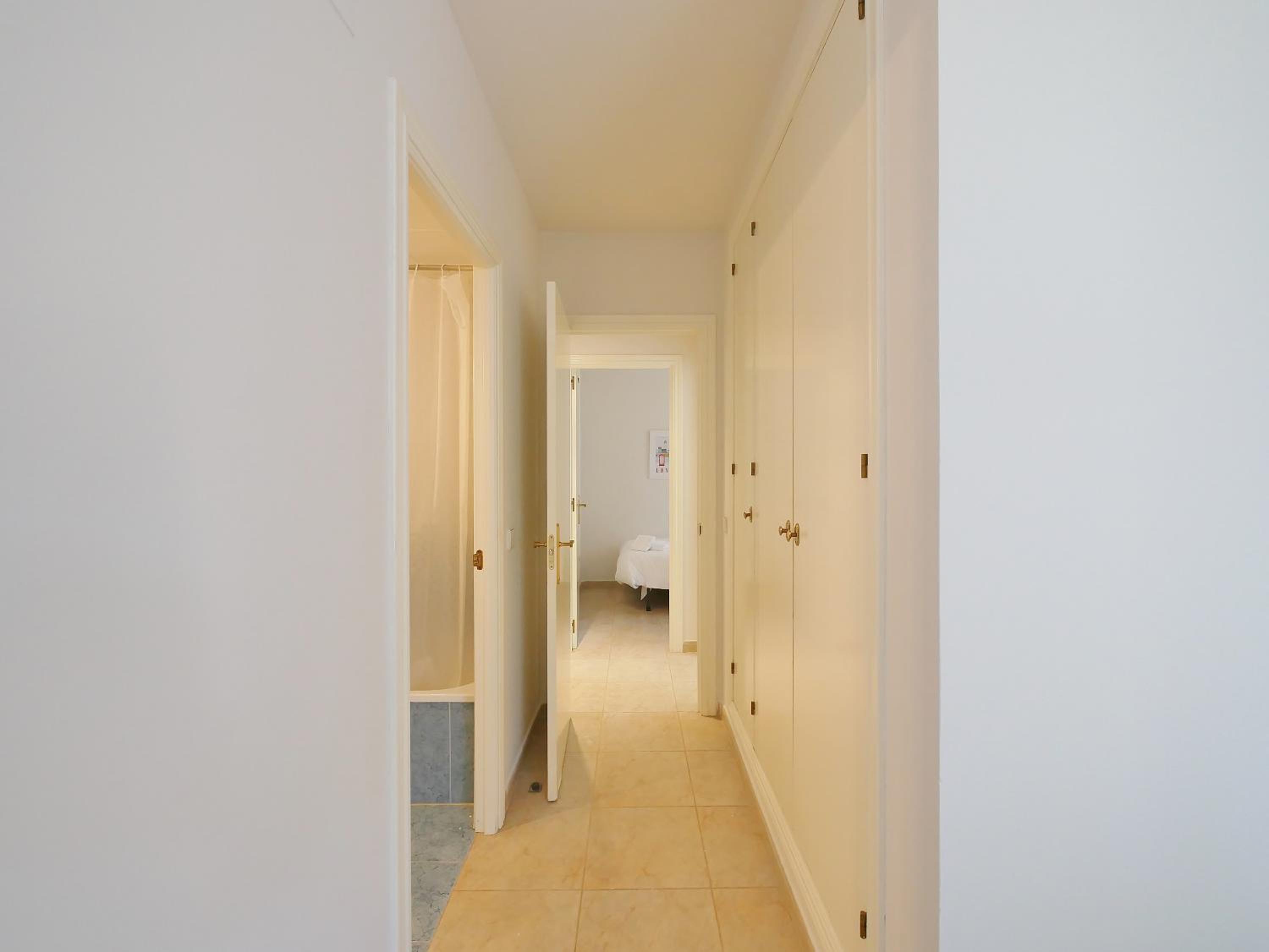 Three-Bedroom Apartment photo 3