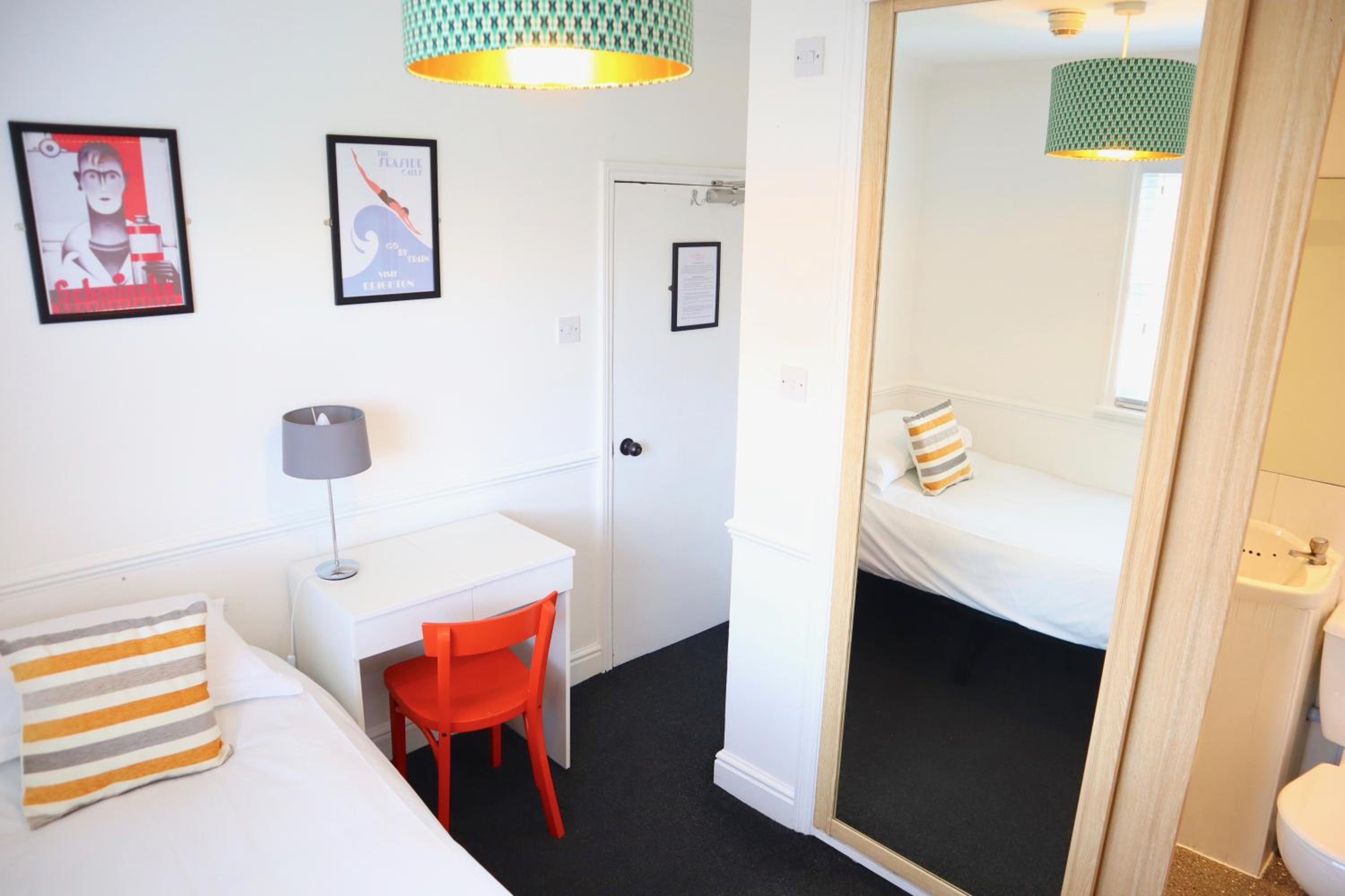 Single Room photo 1