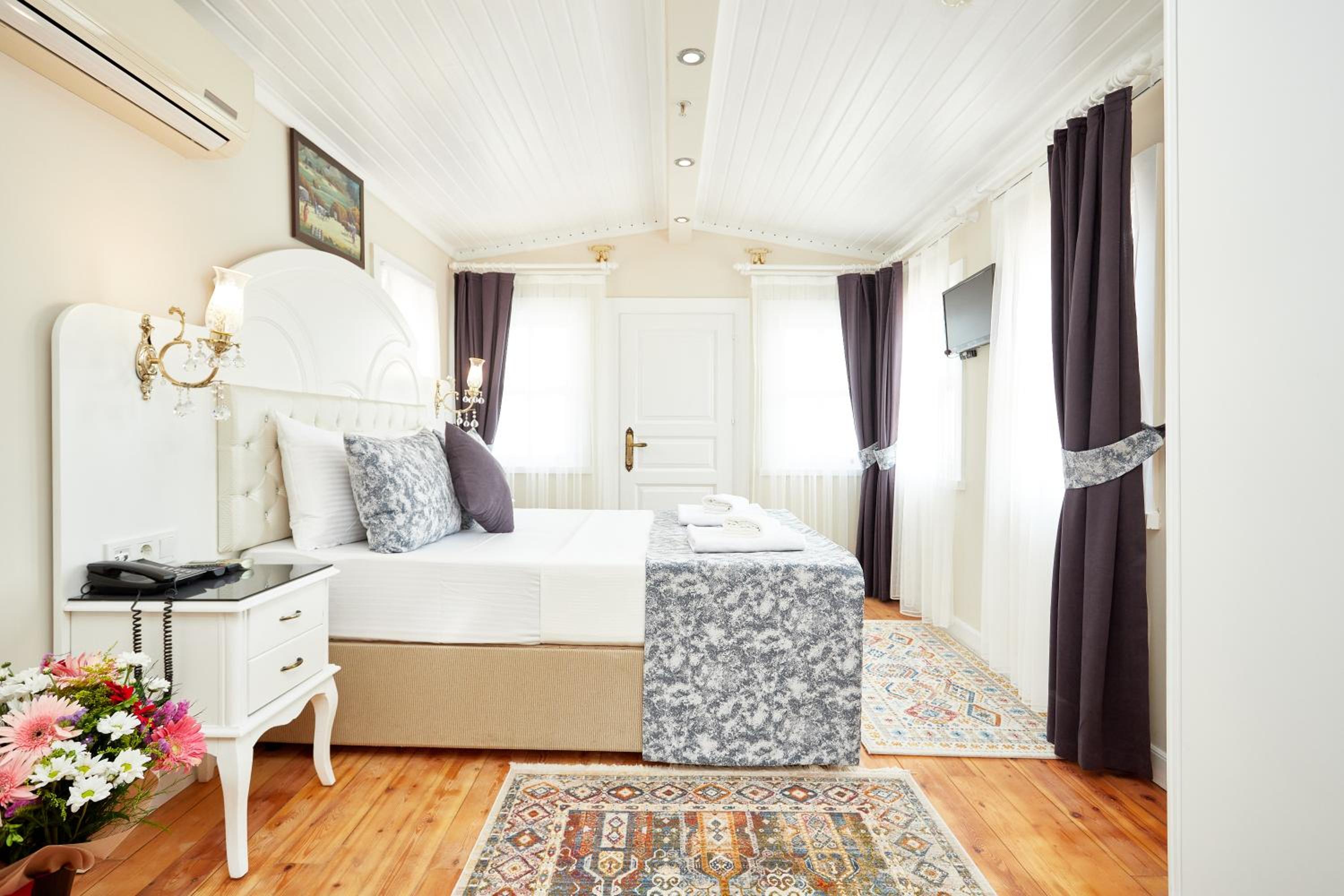 Suite with Sea View photo 1