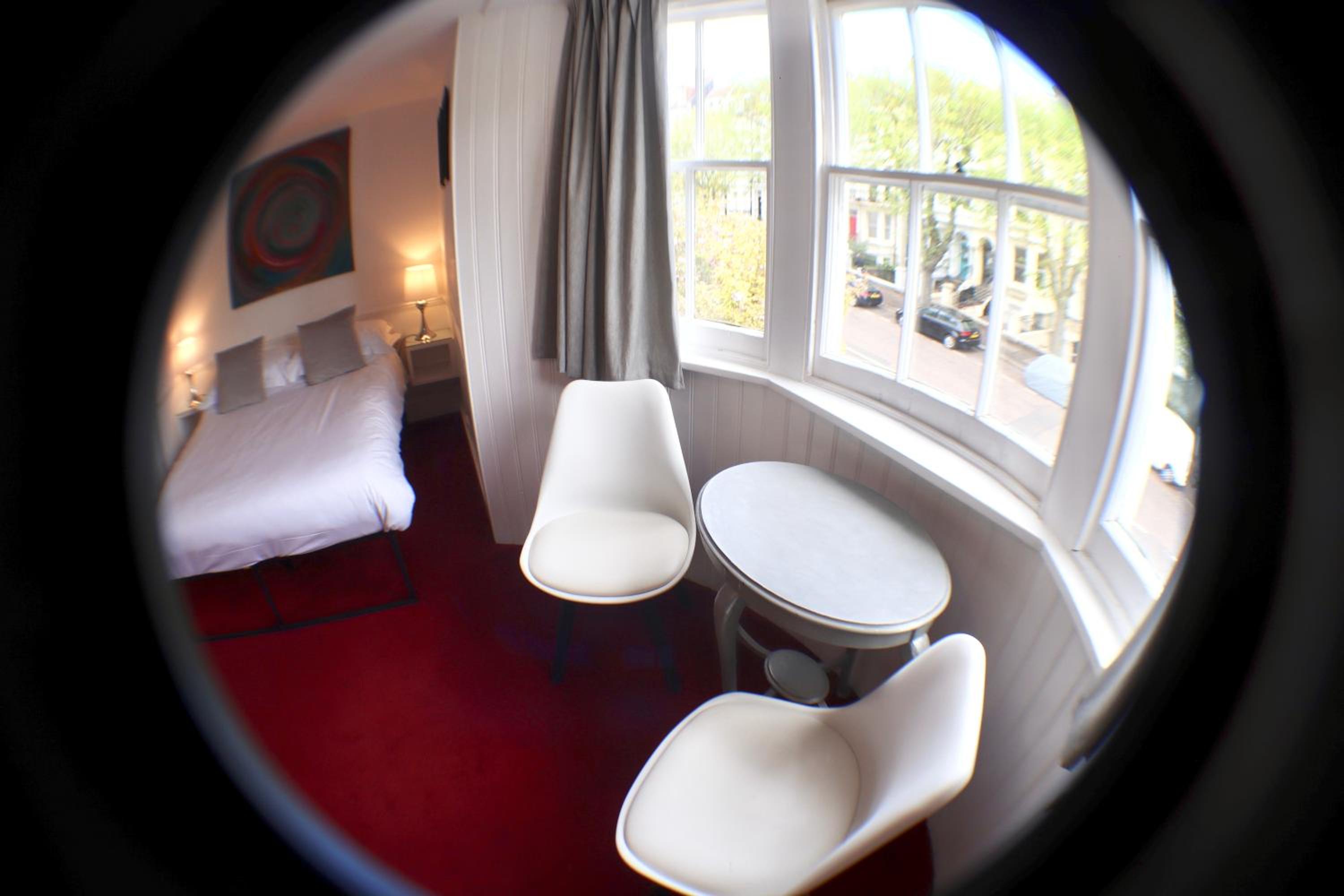 Large Double Room photo 2