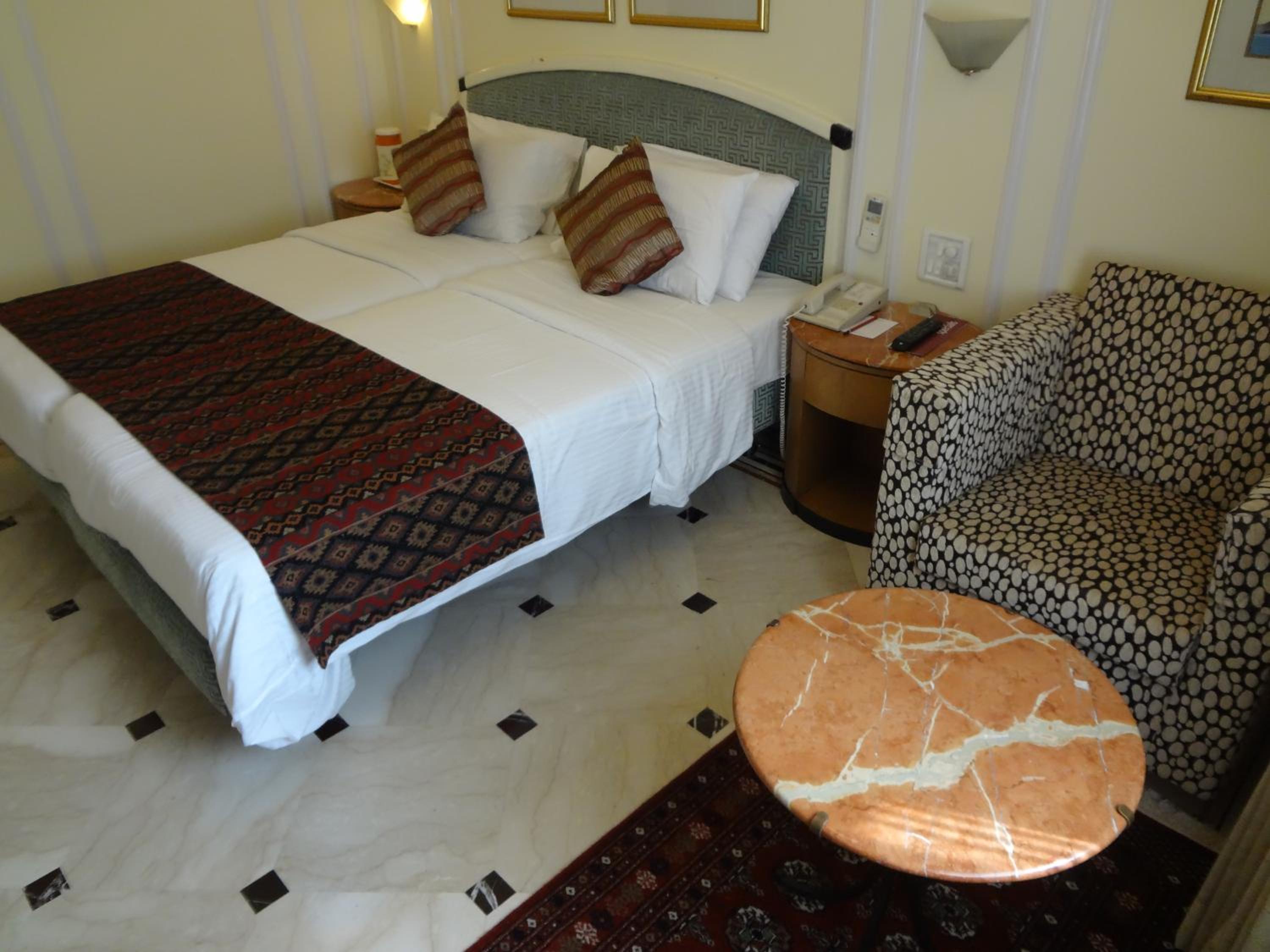 Superior Double Room - Photo 8