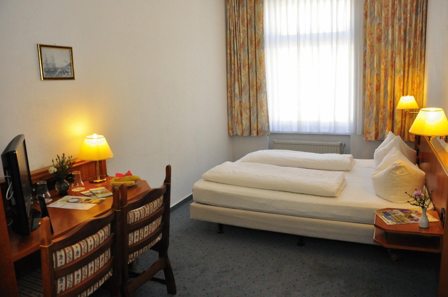 Double Room - Photo 3