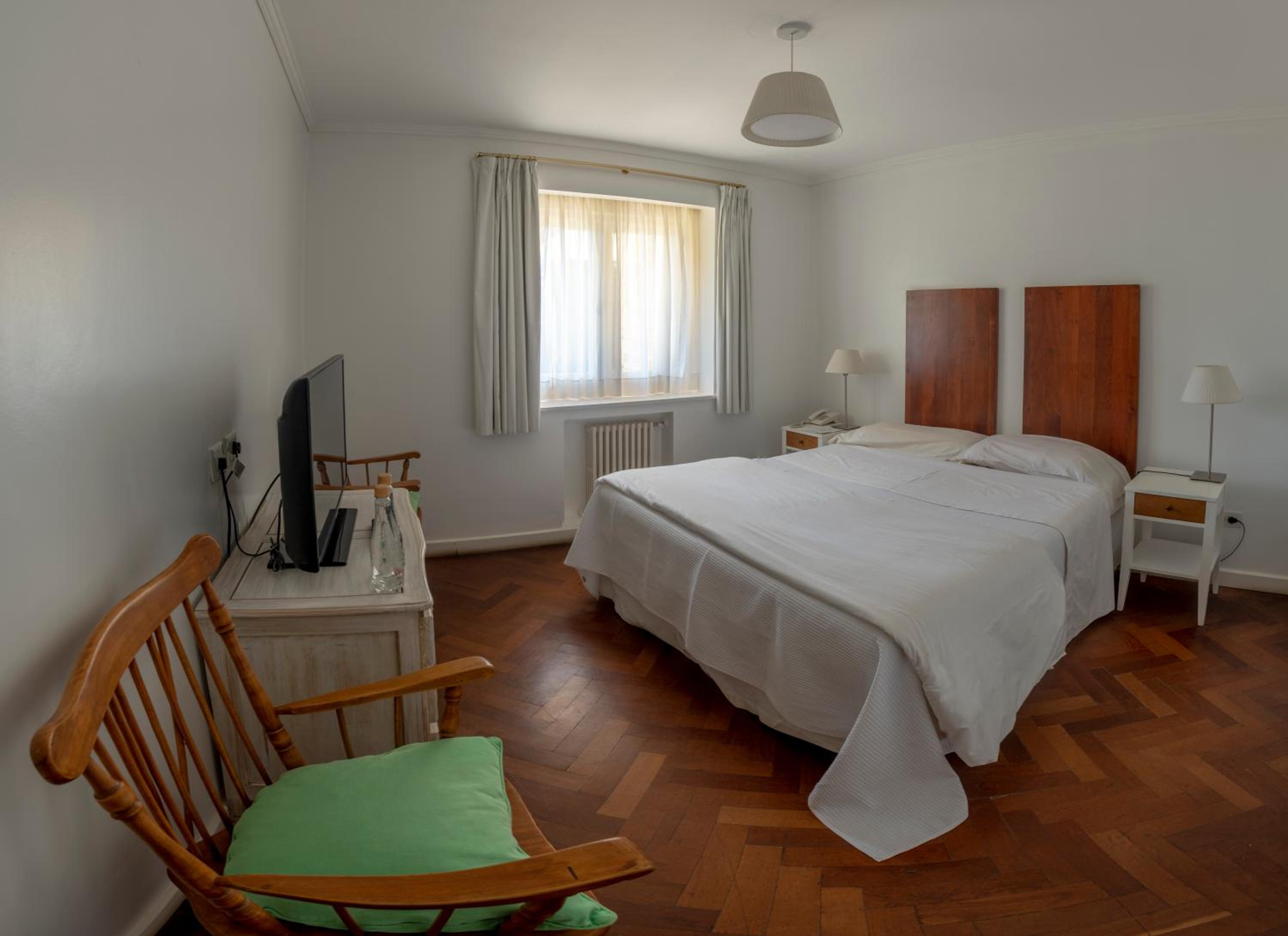 Double or Twin Room with Forest View photo 2