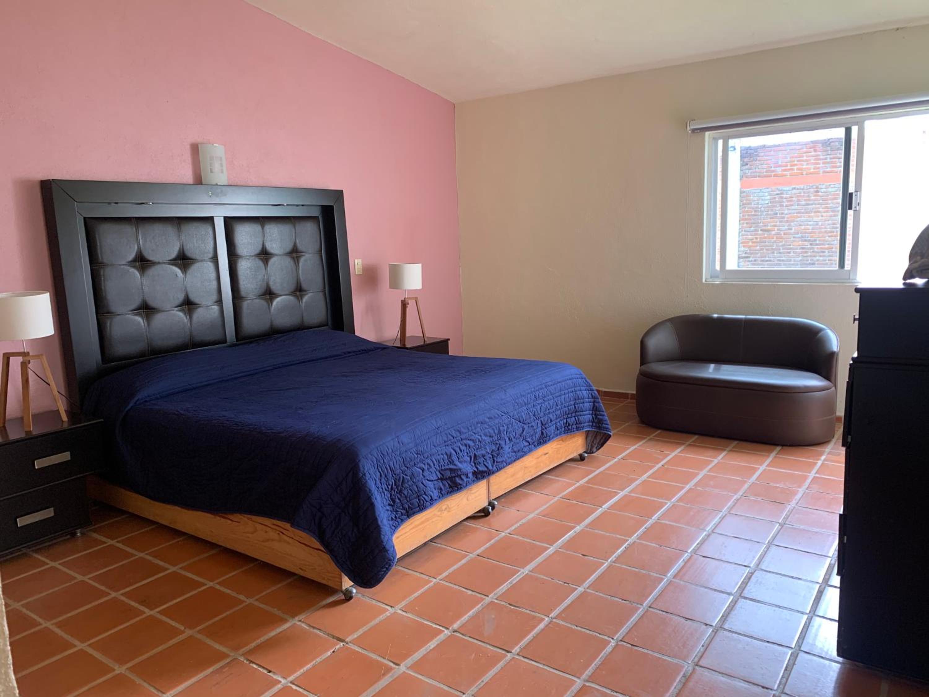 Four-Bedroom House - Photo 30