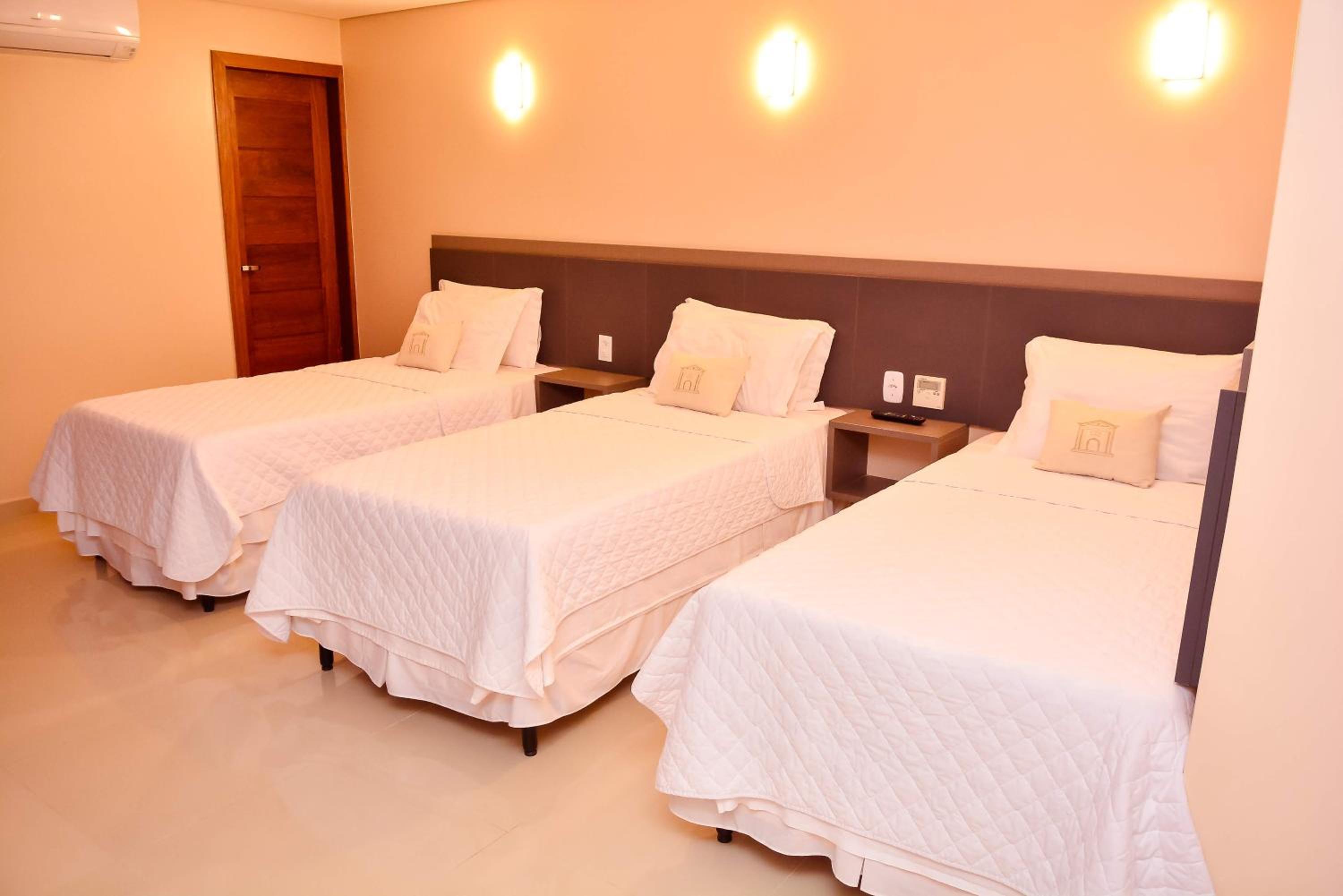 Standard Triple Room - Photo 2