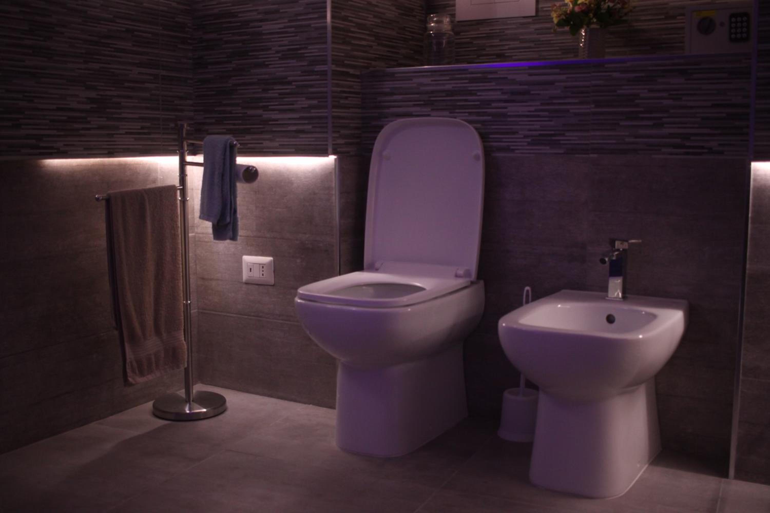 One-Bedroom Apartment - Photo 34