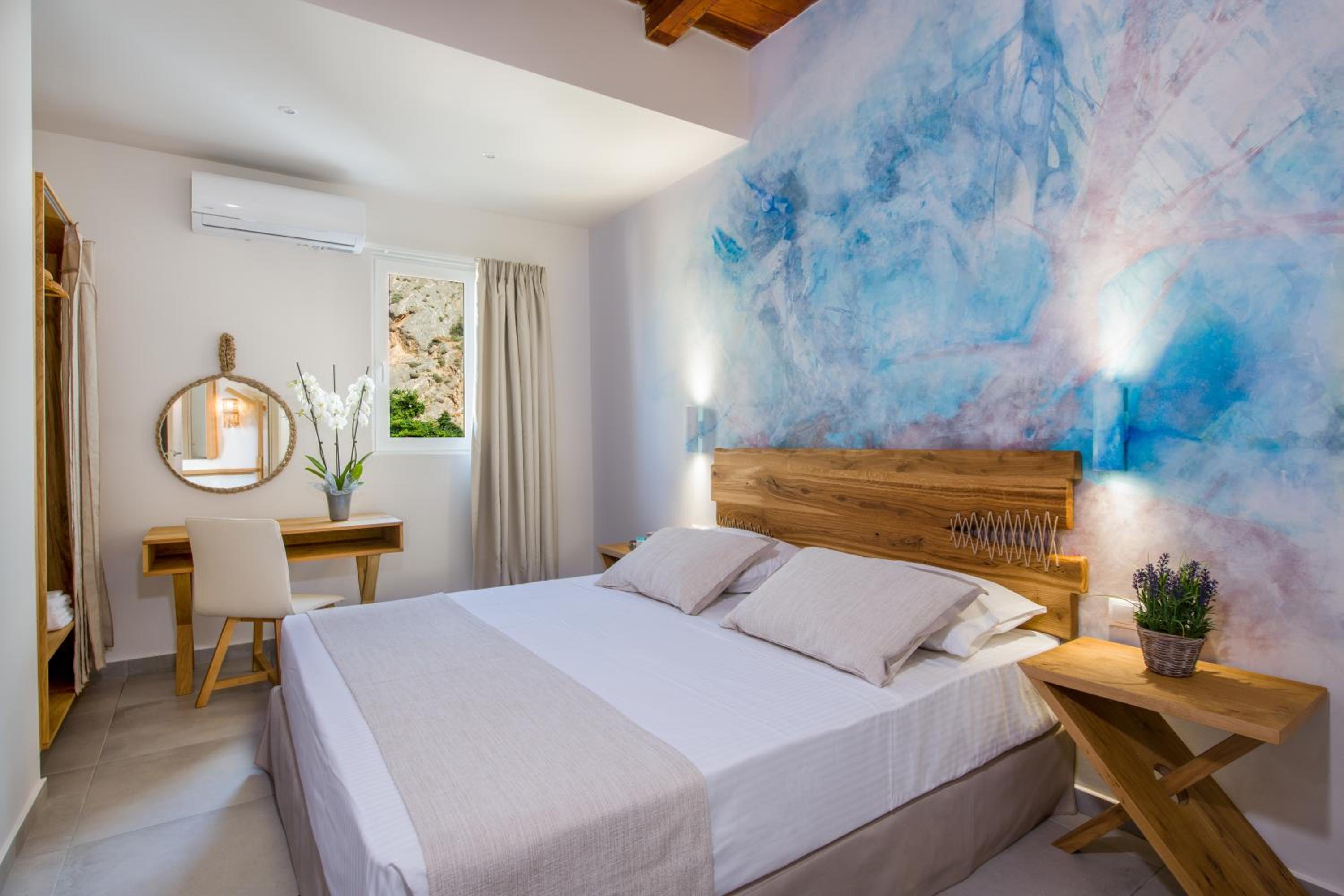 Deluxe Double Room with Sea View - Photo 1
