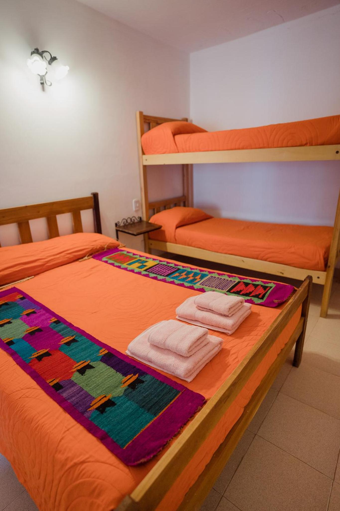 Quadruple Room with Private Bathroom photo 2