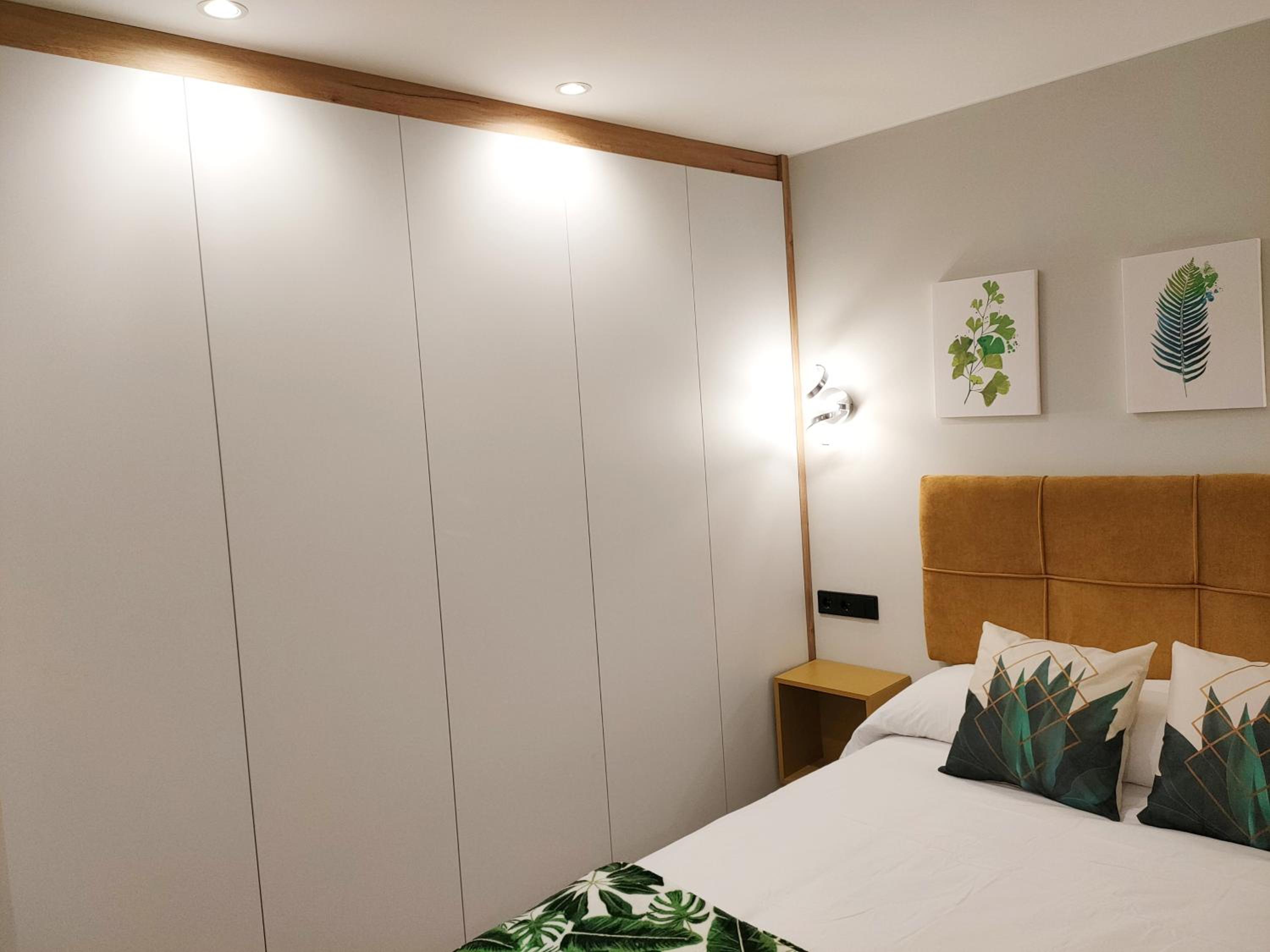 Three-Bedroom Apartment - Photo 11