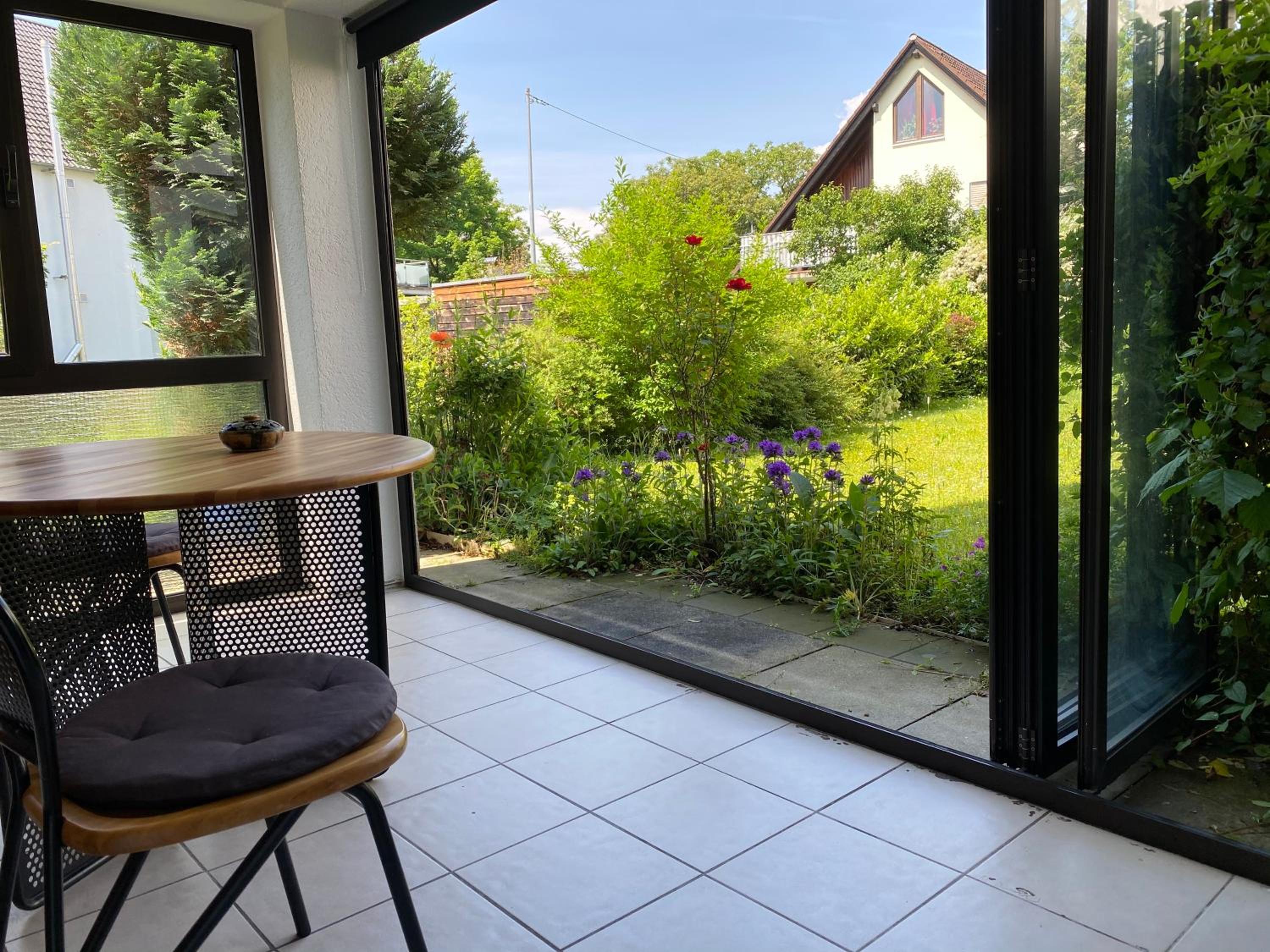 Apartment with Terrace - Photo 9