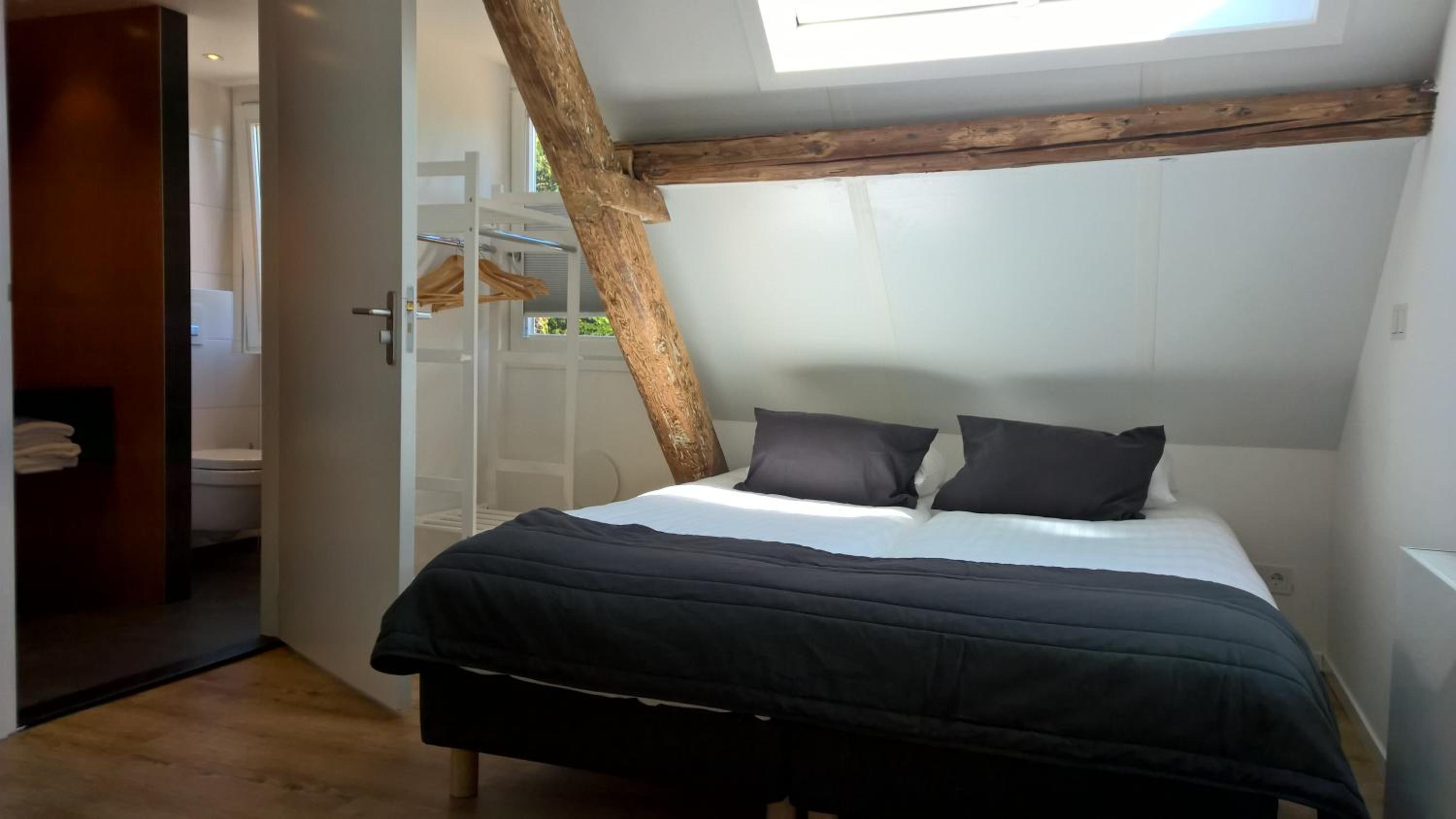 Double Room with Private Bathroom photo 1