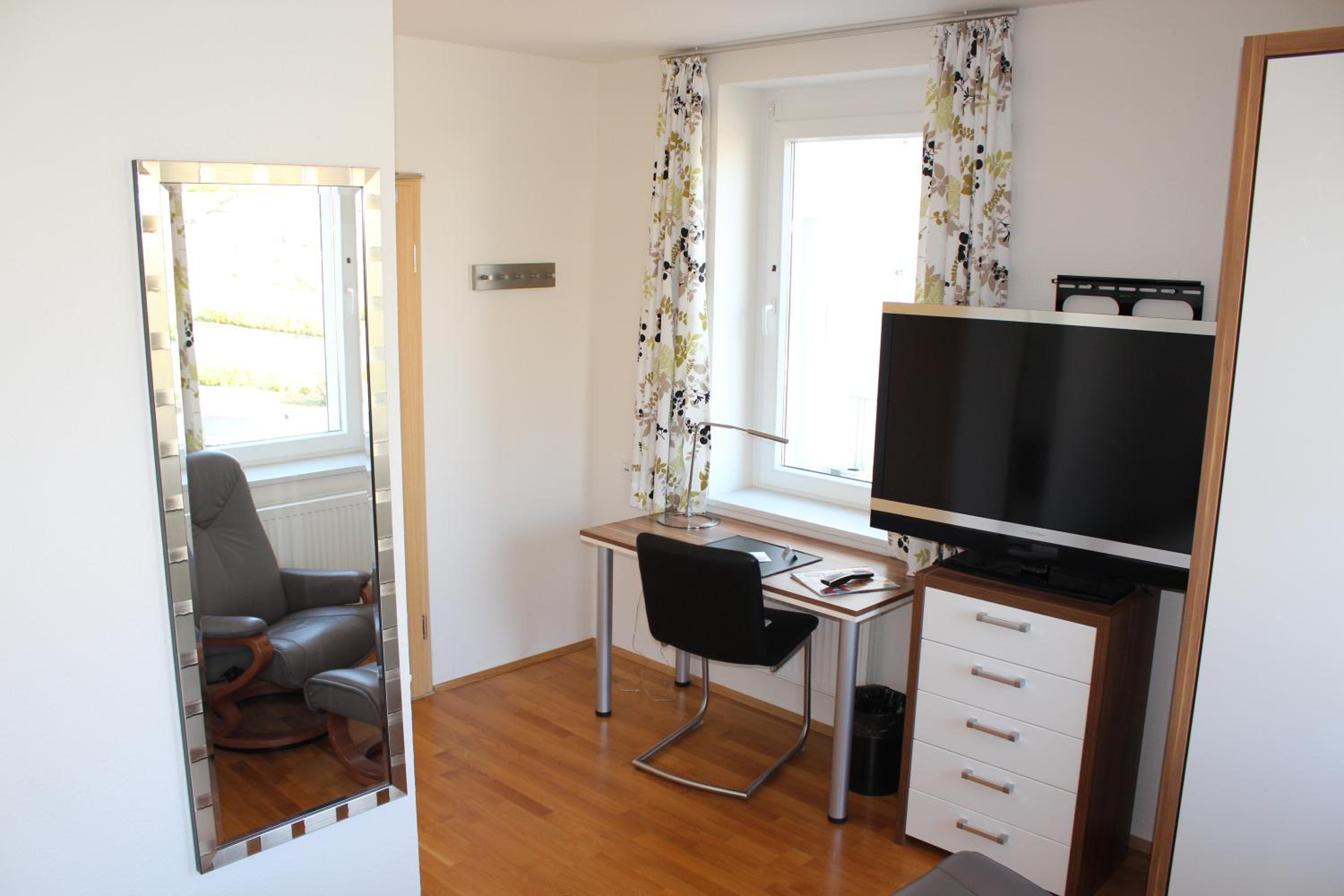 Single Room photo 2