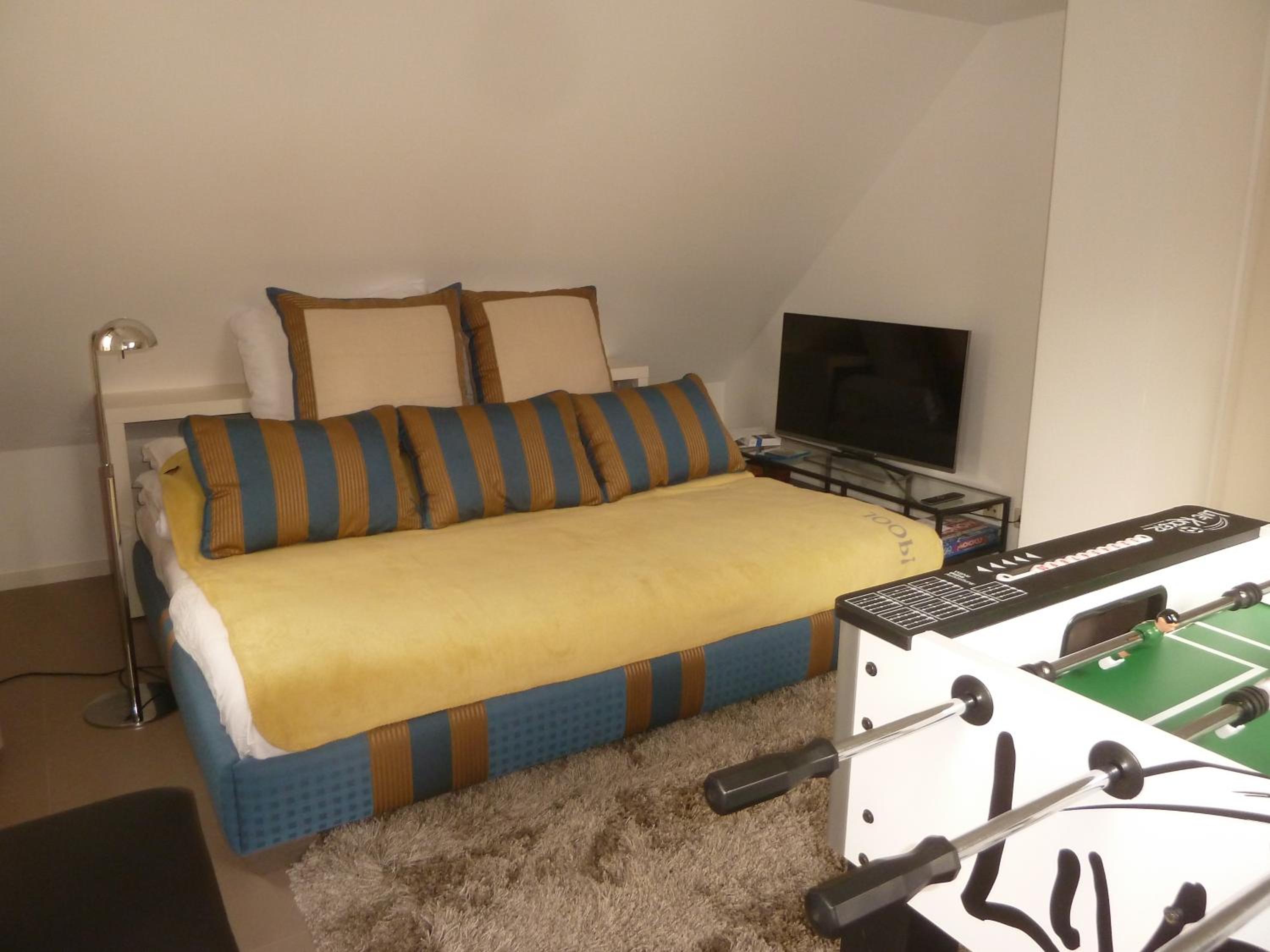 Deluxe Apartment photo 3