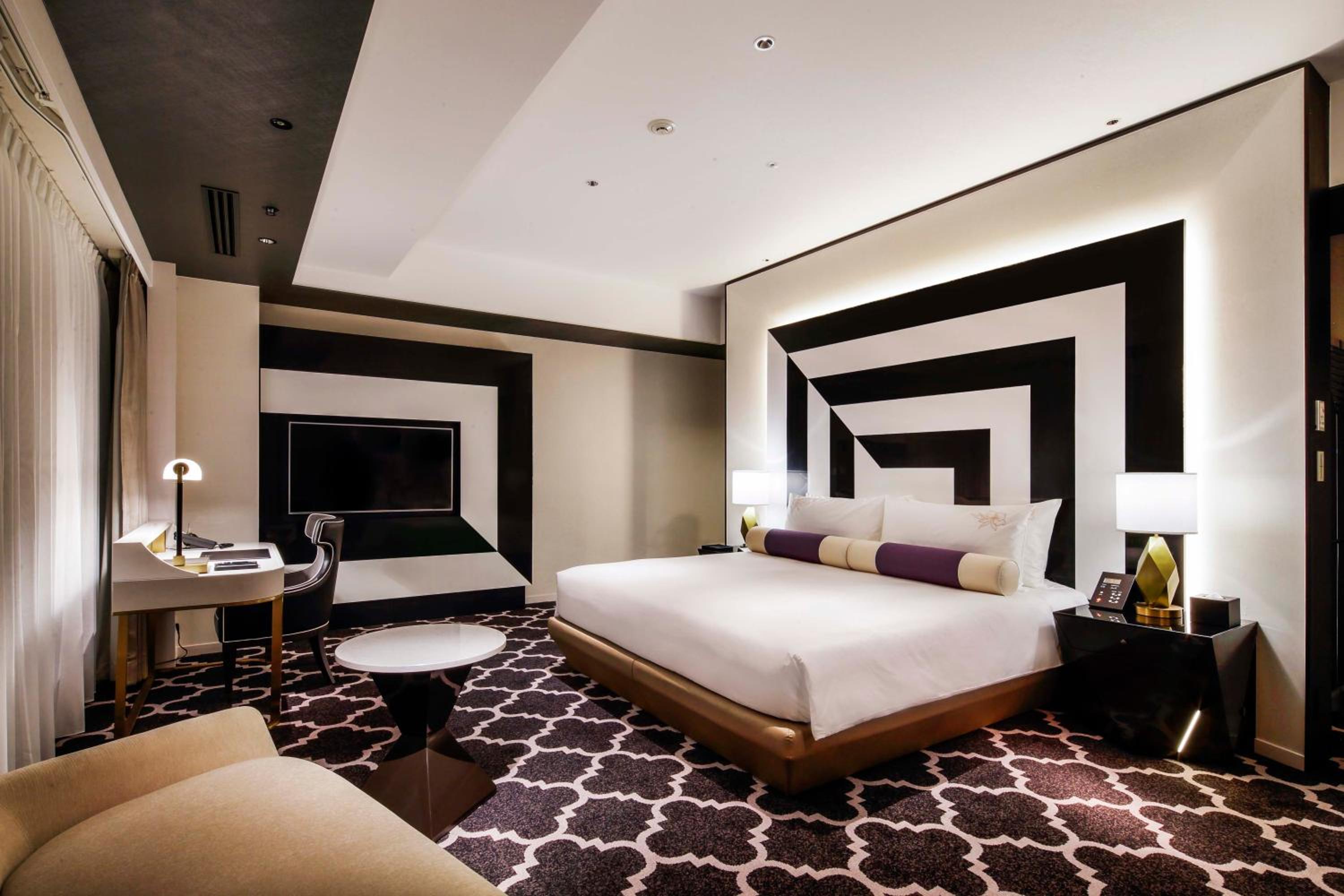 The Kahala Grand King Upper Floor - Photo 1