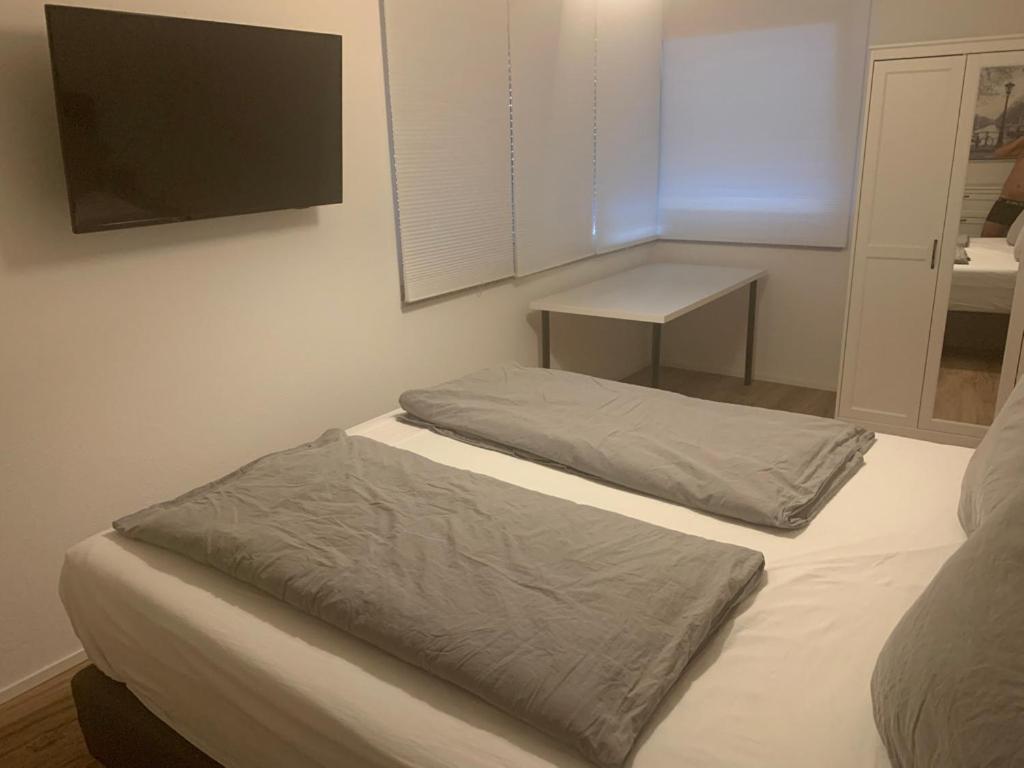 Two-Bedroom Apartment photo 2