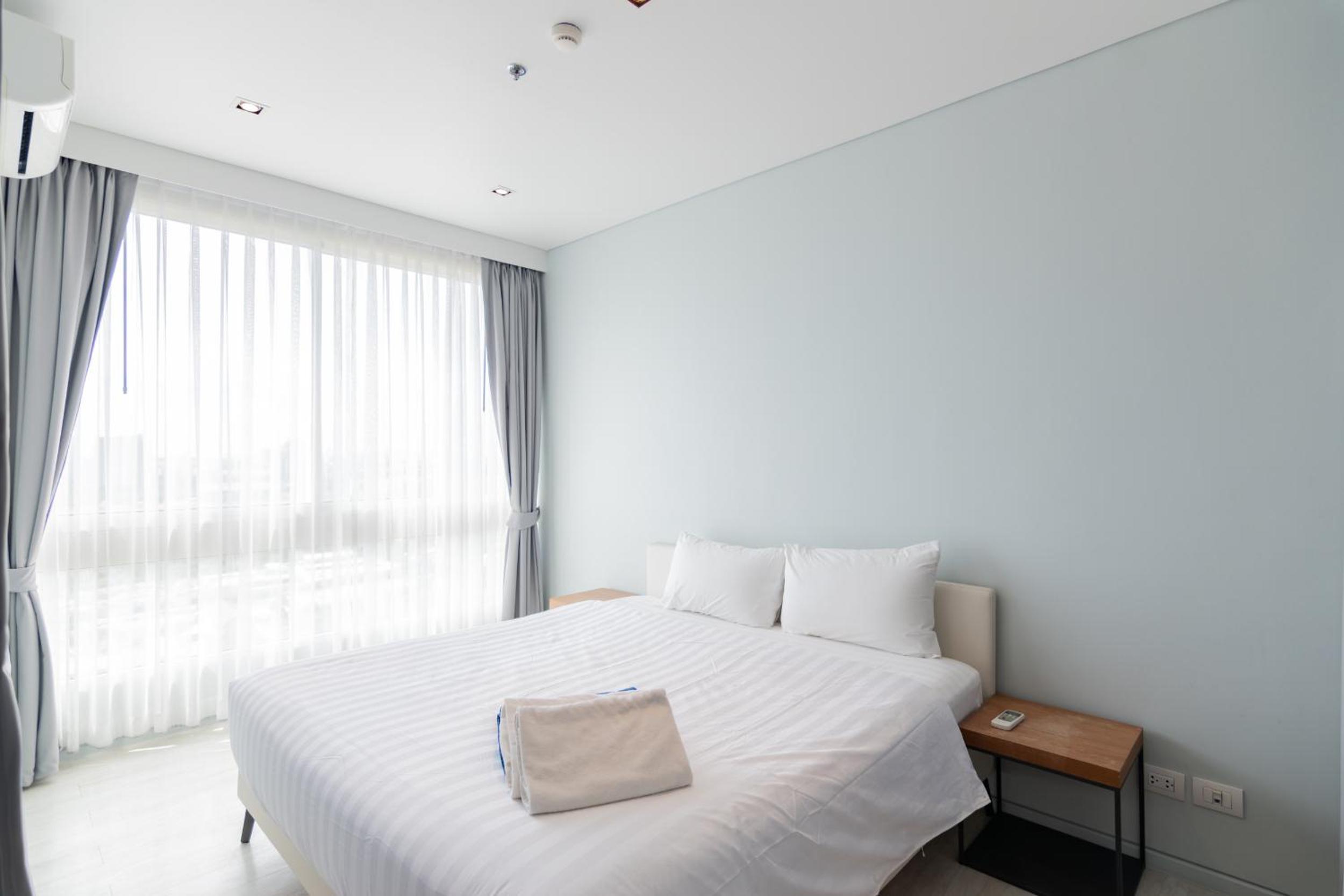 Two-Bedroom Apartment - Photo 3