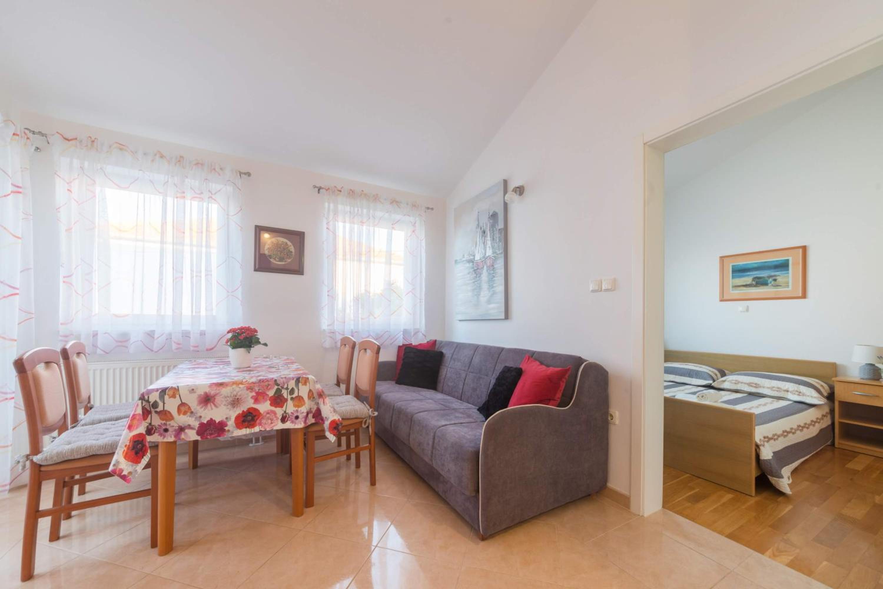 Apartment with Sea View