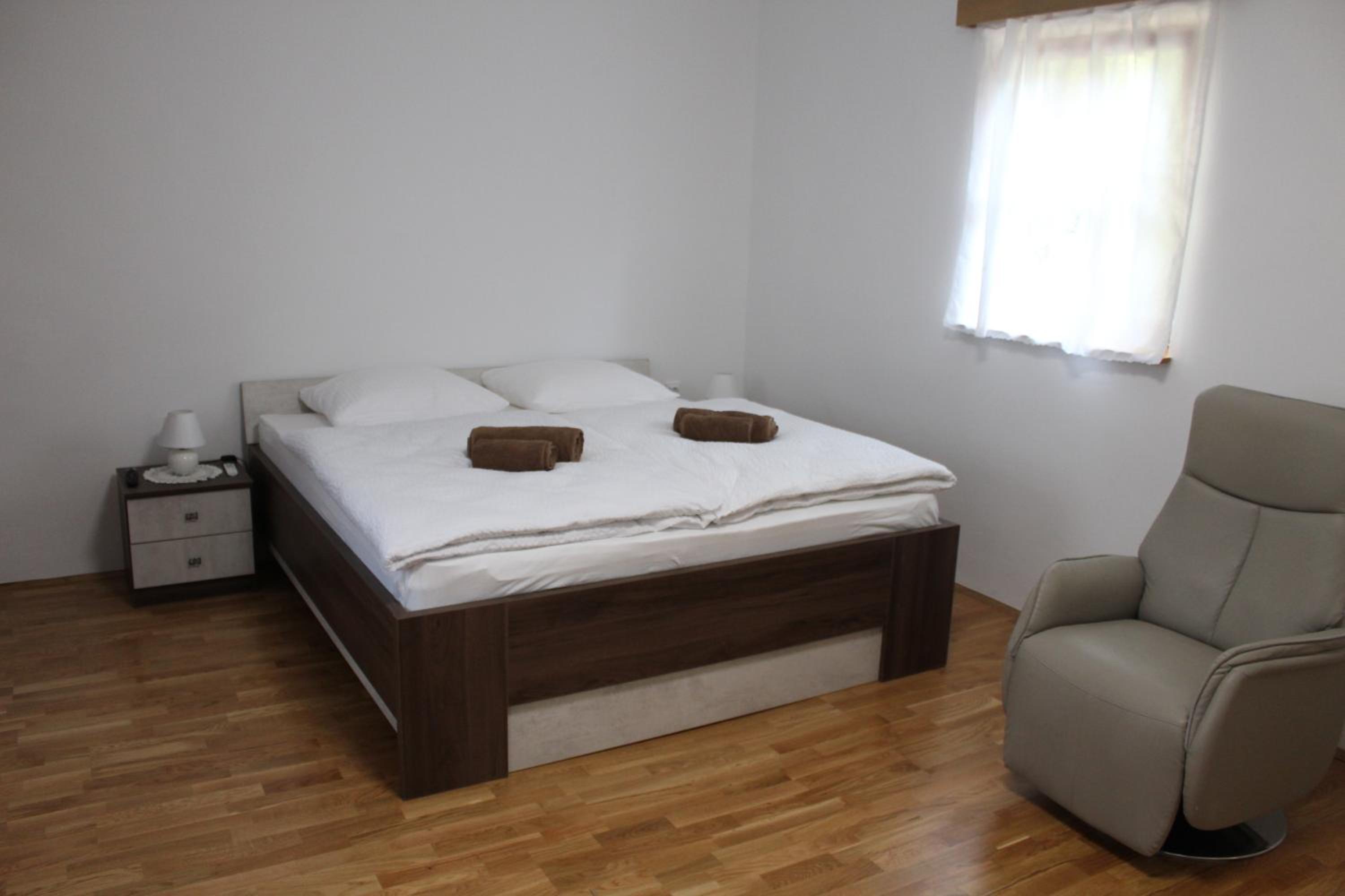 Studio Apartment - Photo 20