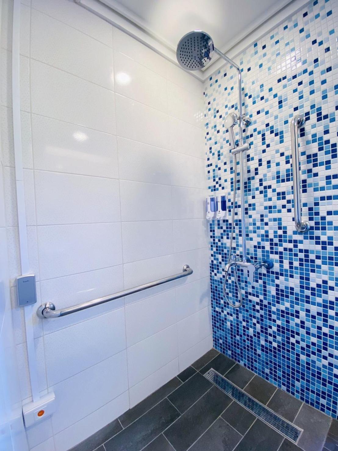 Double Room - Disability Access photo 3