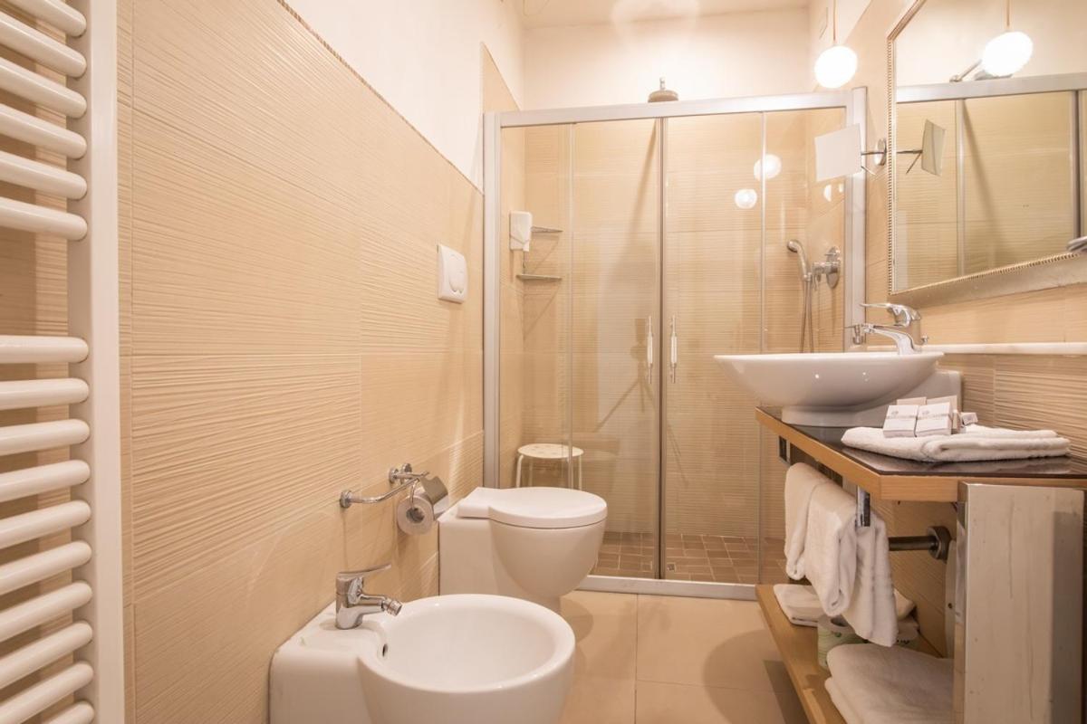 Quadruple Room - Photo 2