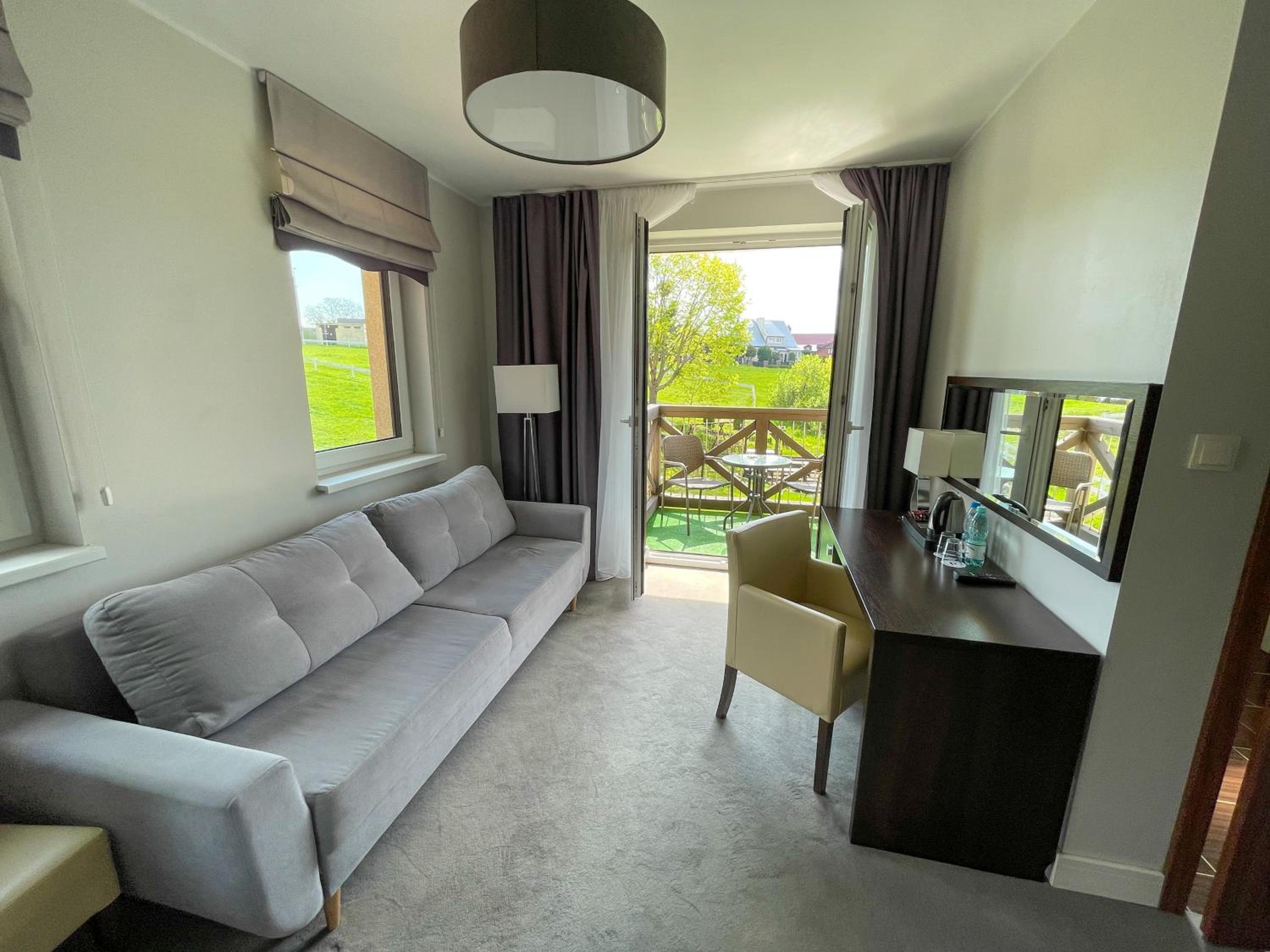 One-Bedroom Apartment with Sofa Bed photo 1