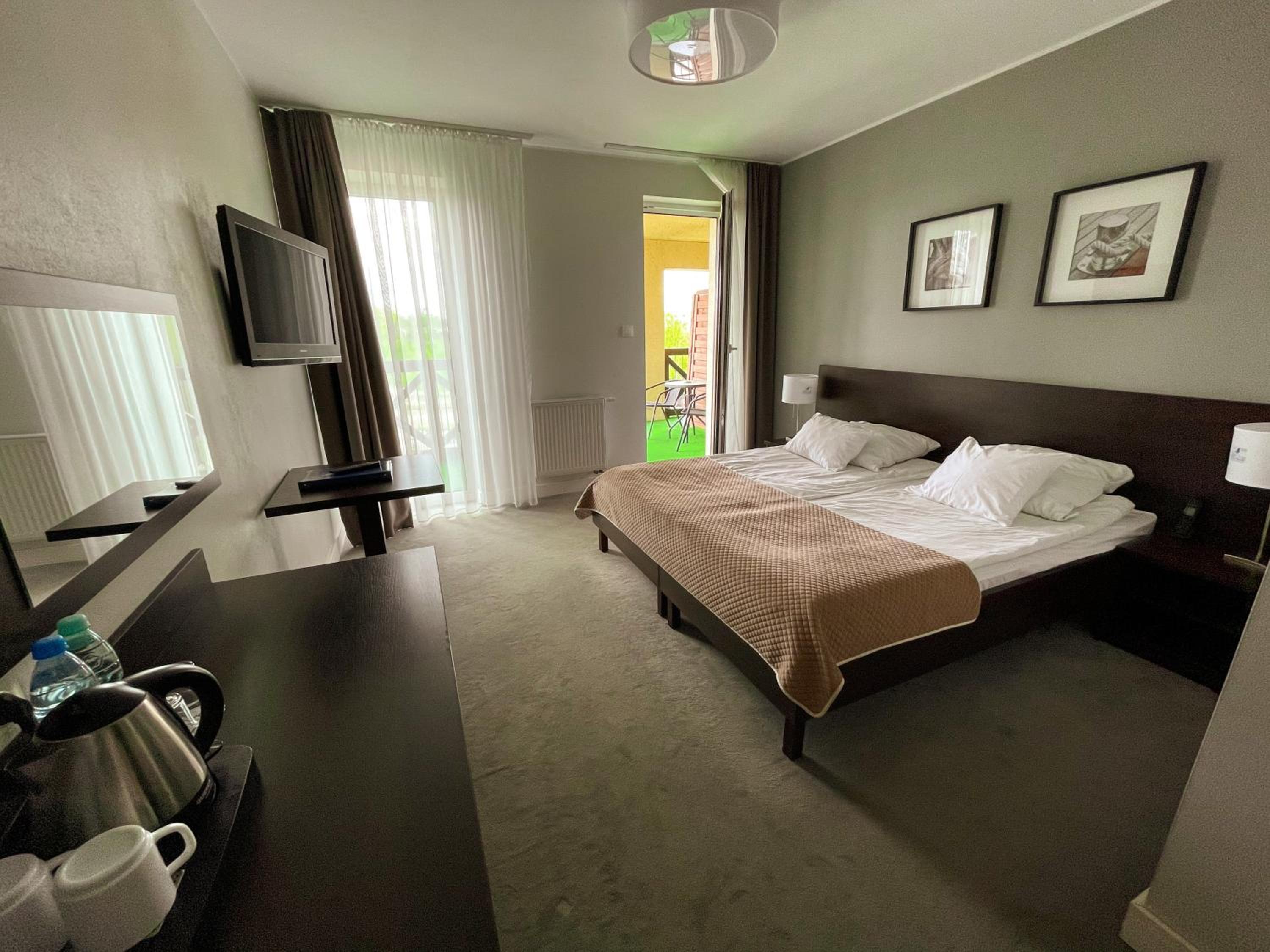 Double or Twin Room with Balcony photo 1