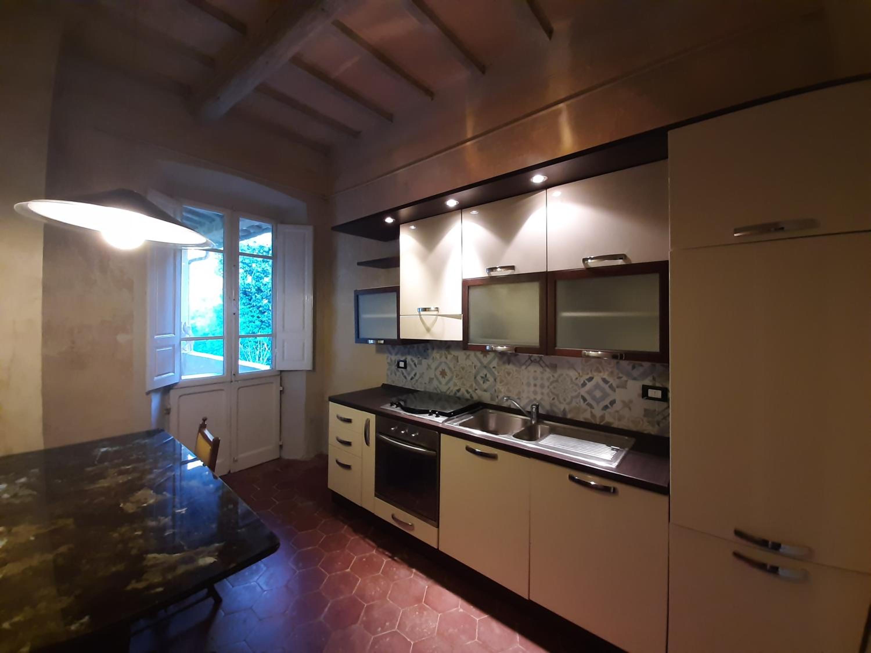 Deluxe Apartment - Photo 2