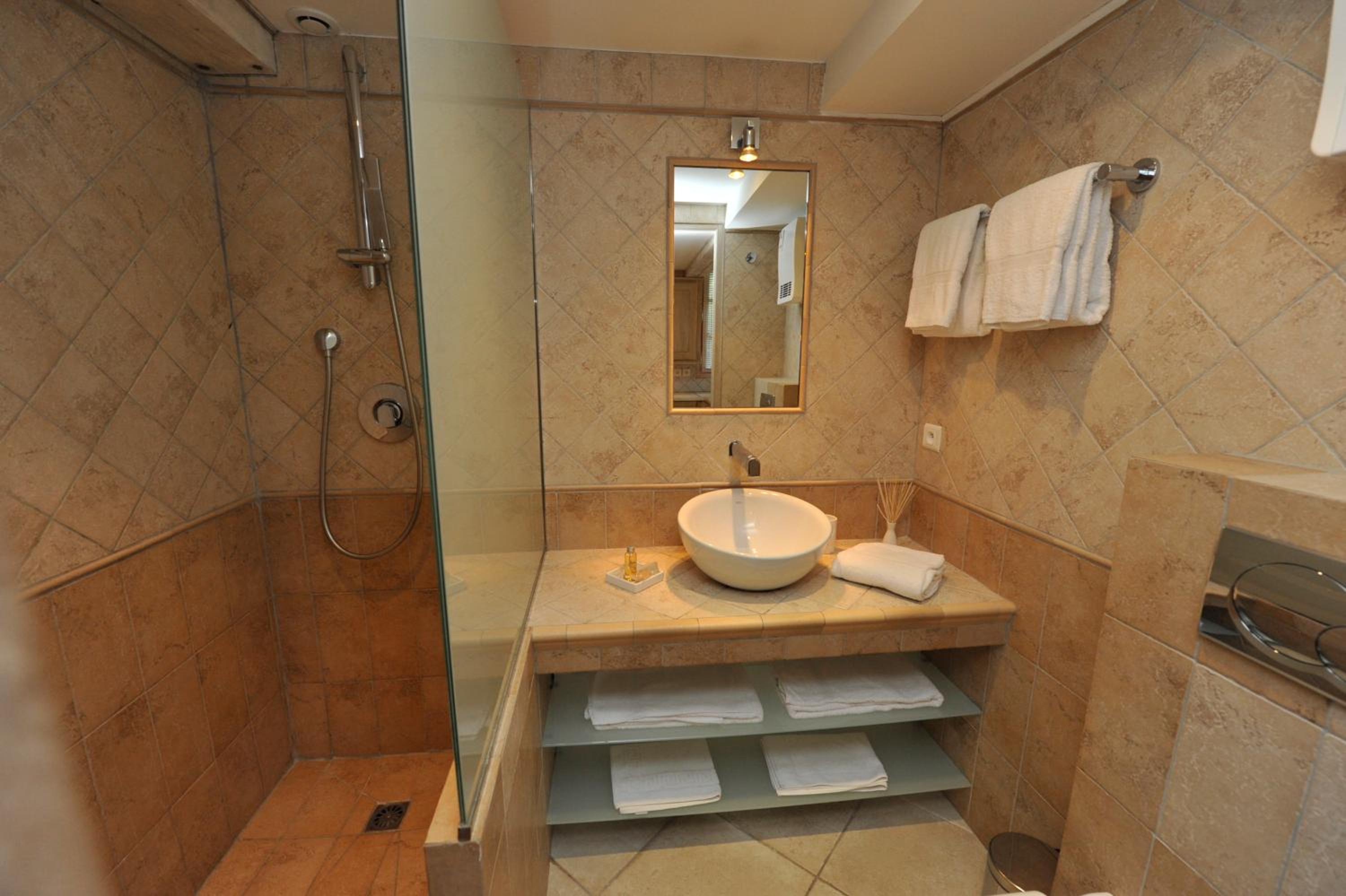 Apartment with Terrace photo 3