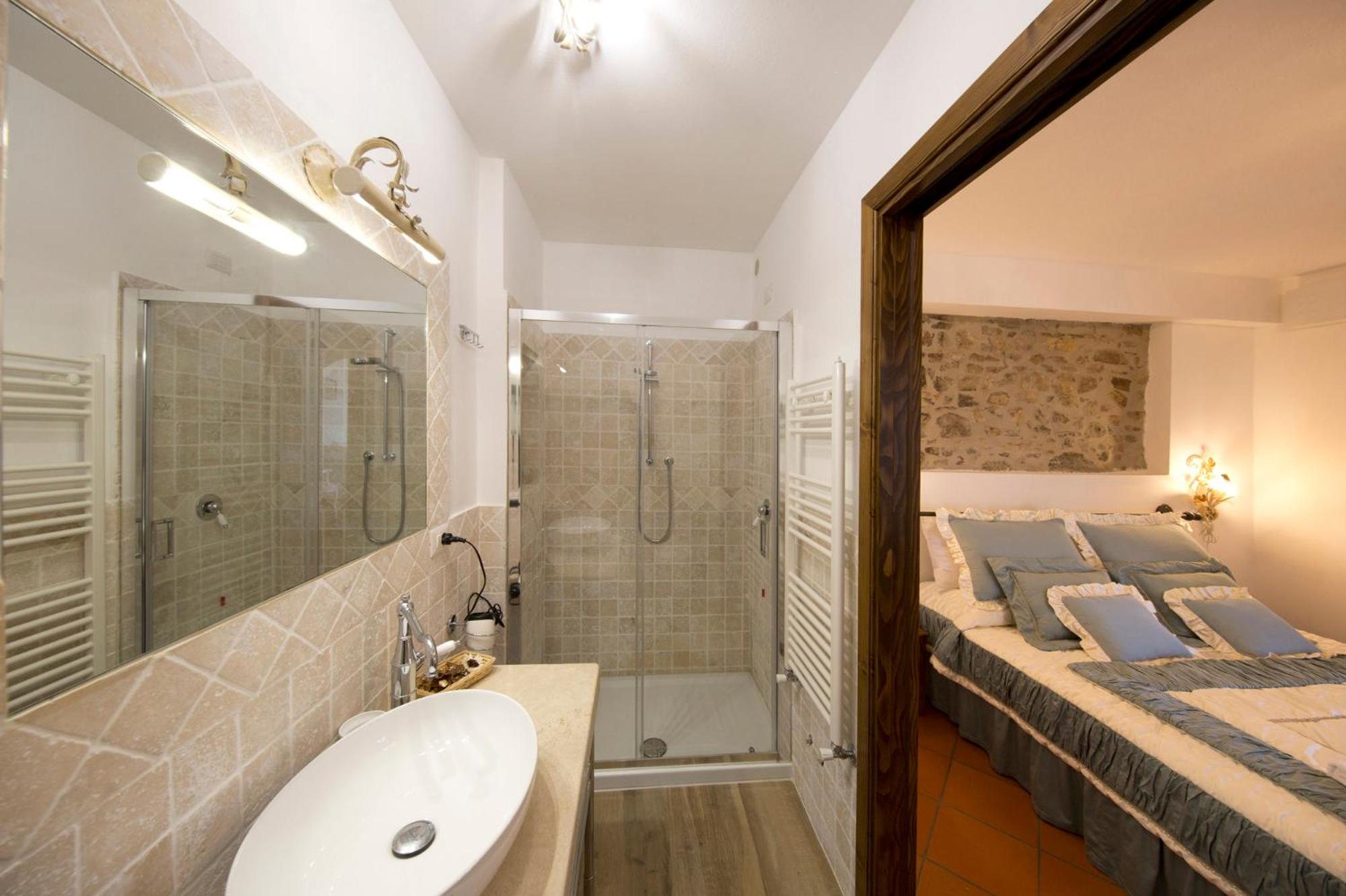 Suite with Garden View photo 2