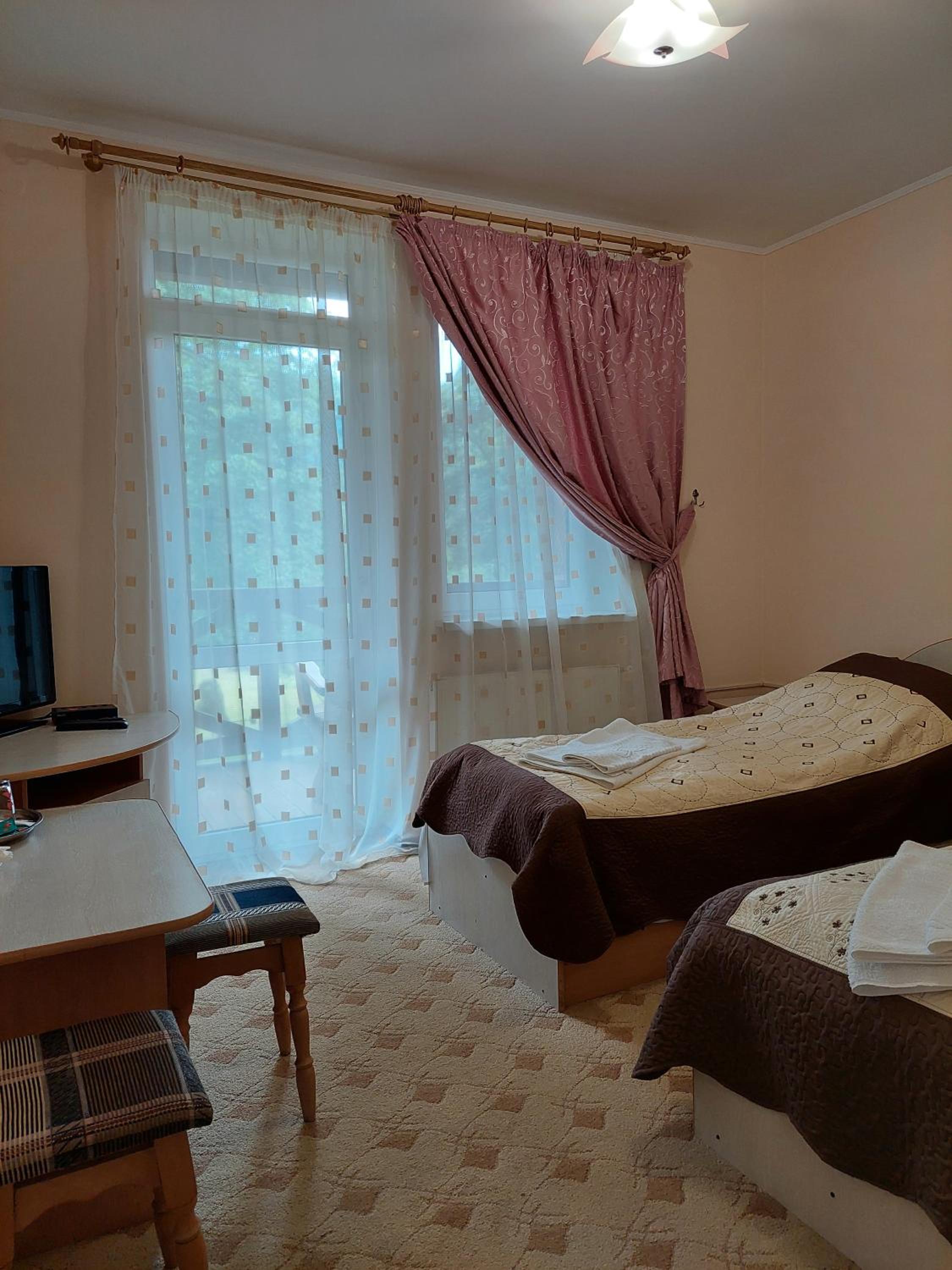 Standard Twin Room photo 3