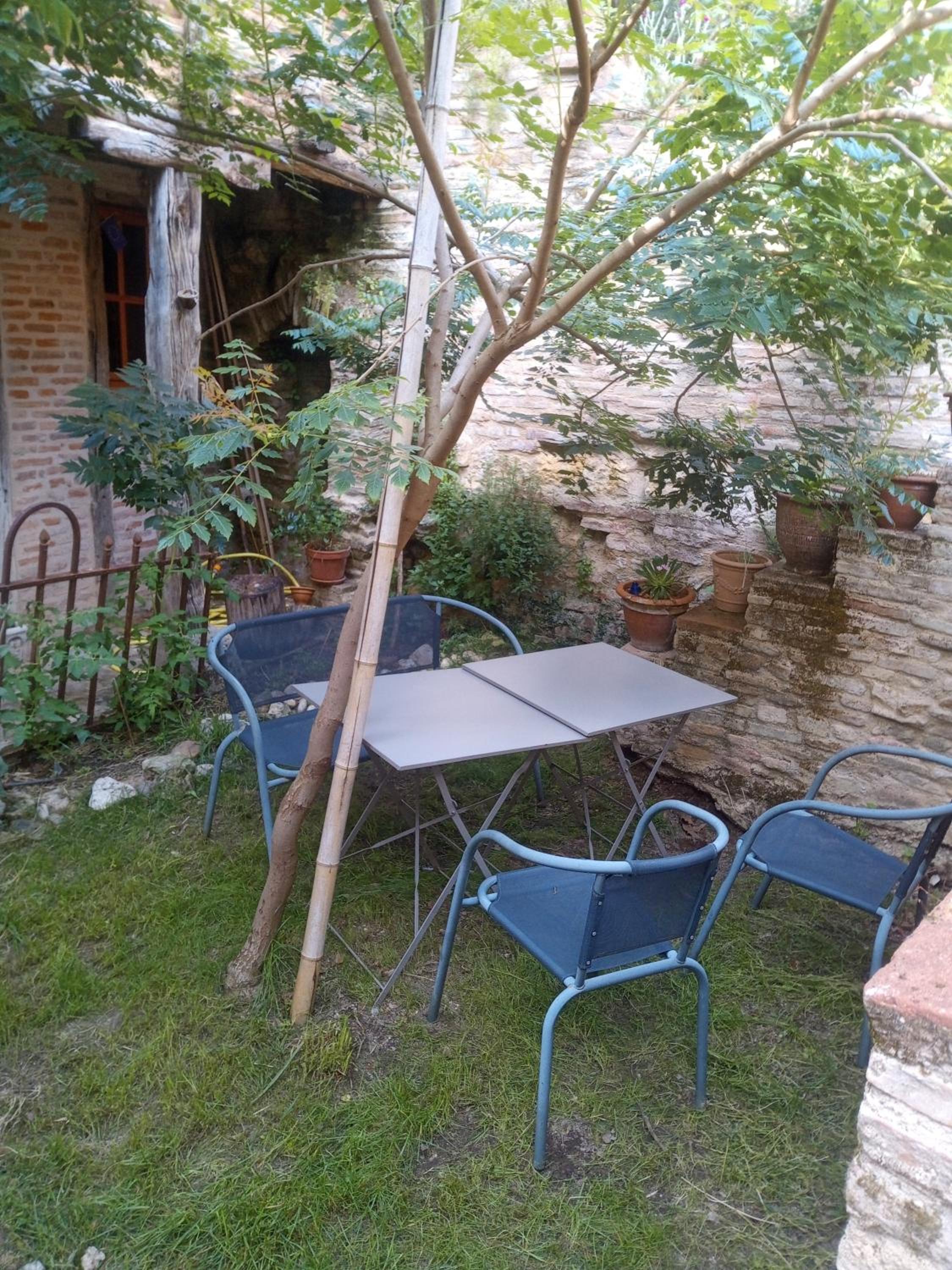 King Room with Garden View - Photo 14